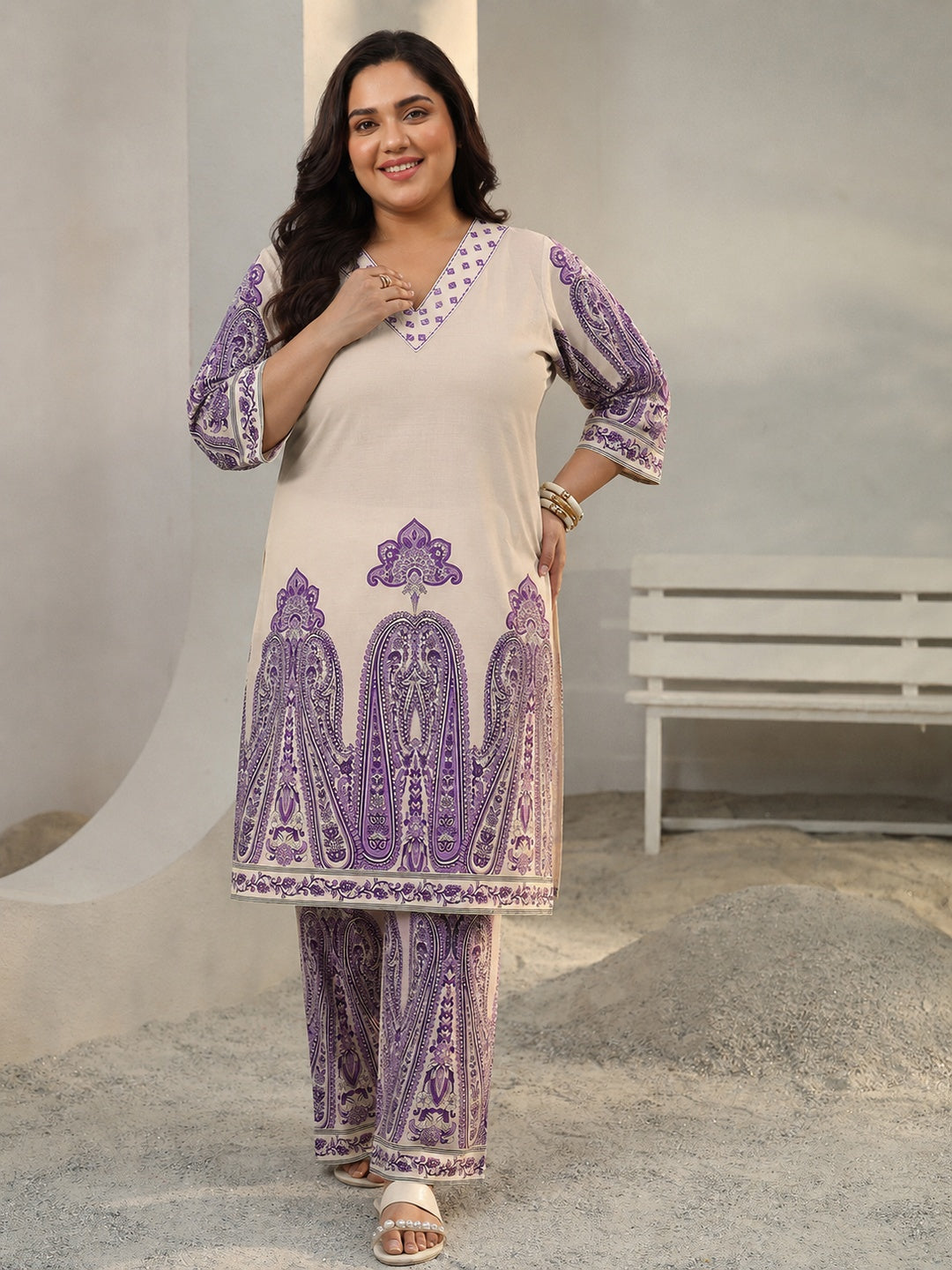  Plus Size Off White Ethnic Printed Cotton Co-Ord Set 