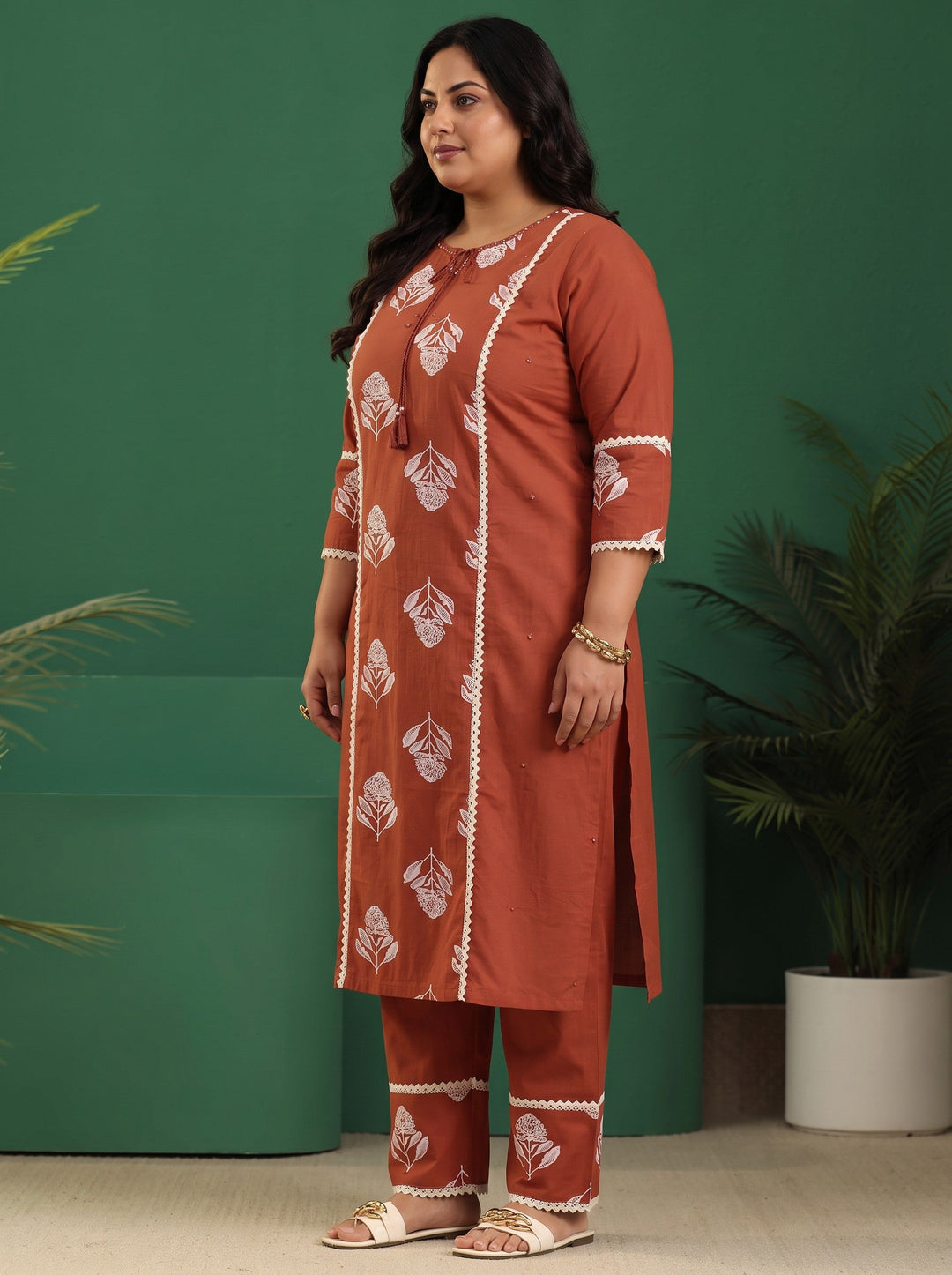  Plus Size Burnt Orange Floral Printed Cotton Straight Suit Set 