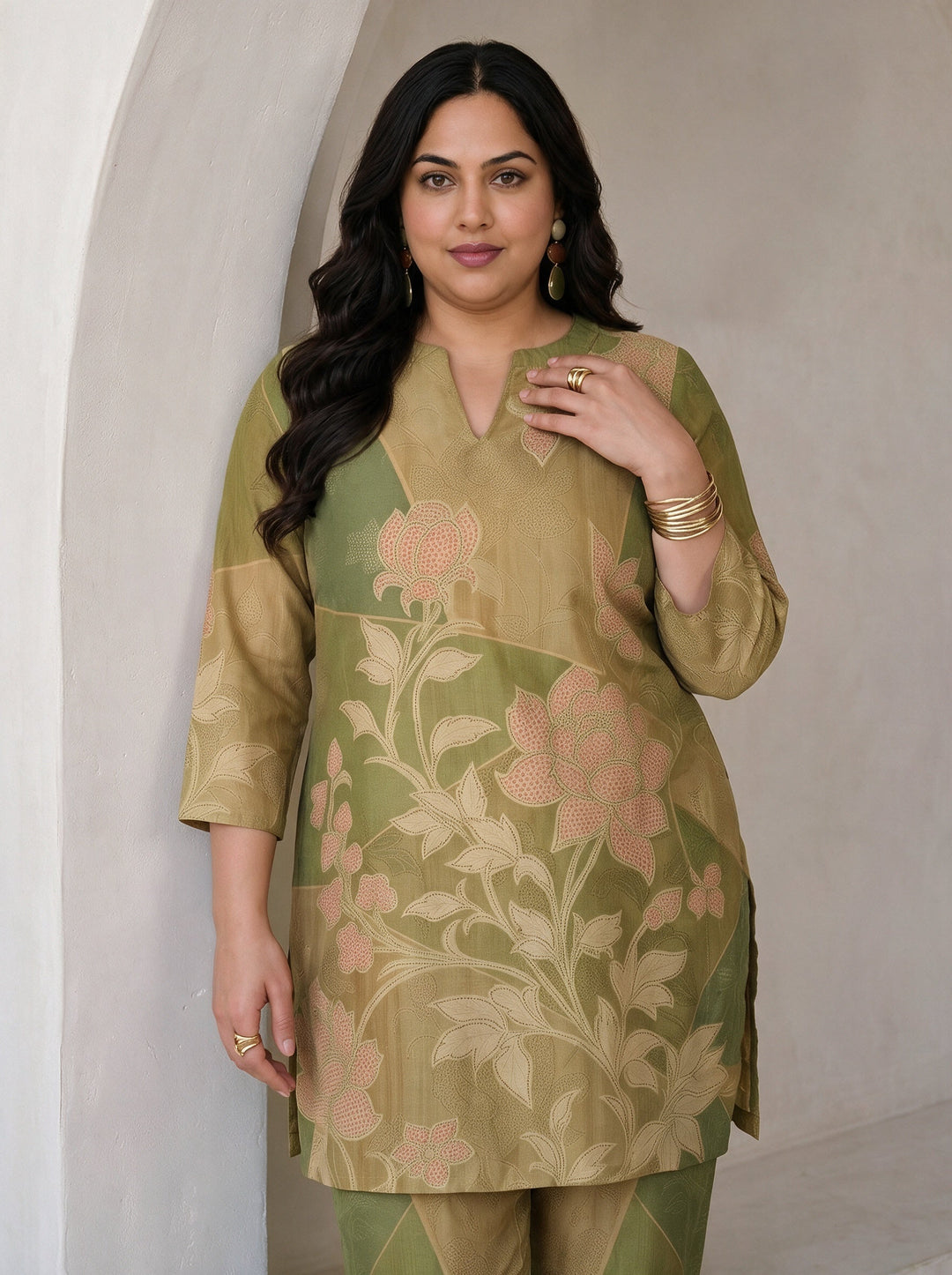  Plus Size Green Floral Printed Muslin Straight Kurta Set 