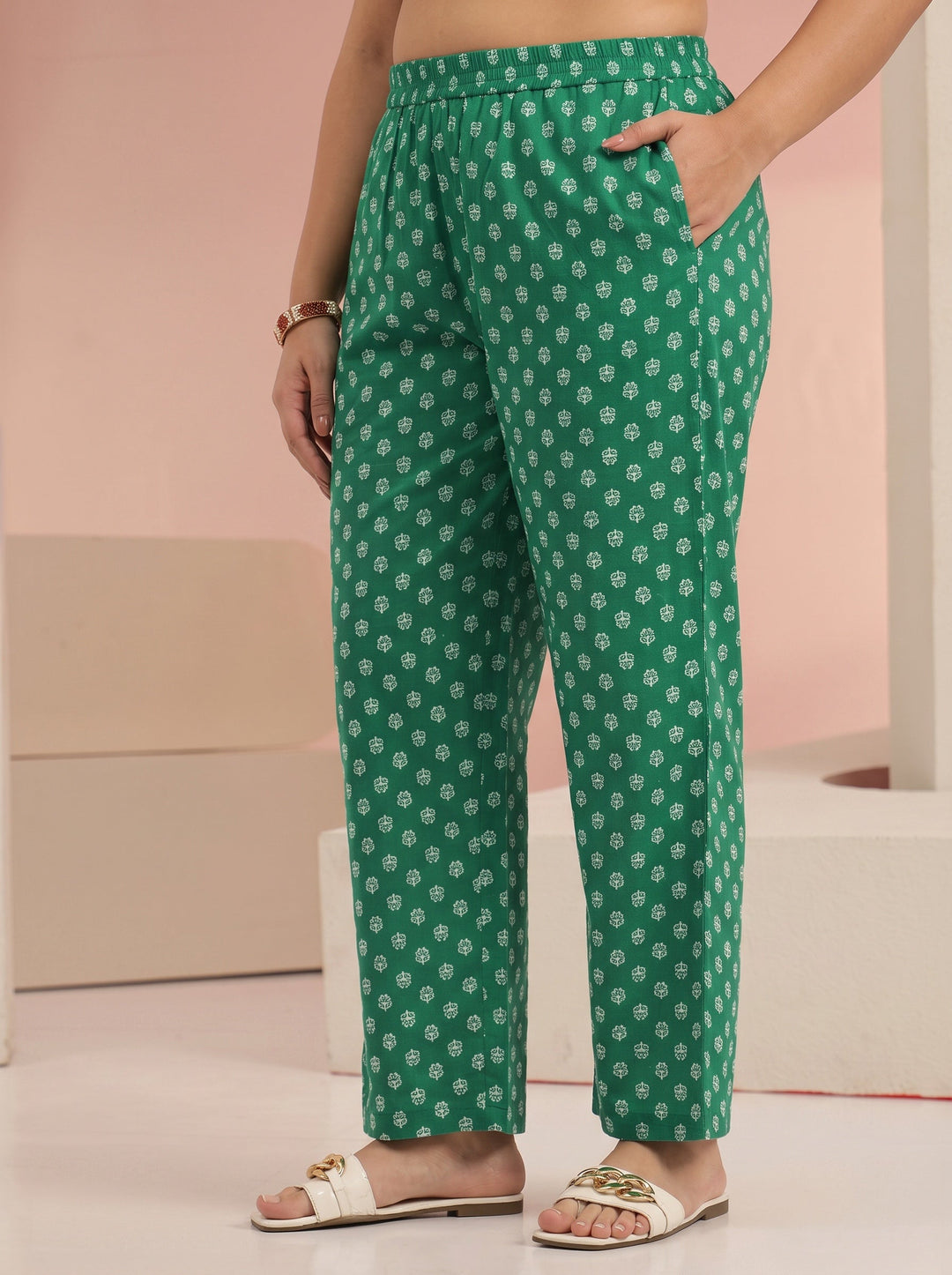 Plus Size Emerald Green Printed Cotton Straight Suit Set 