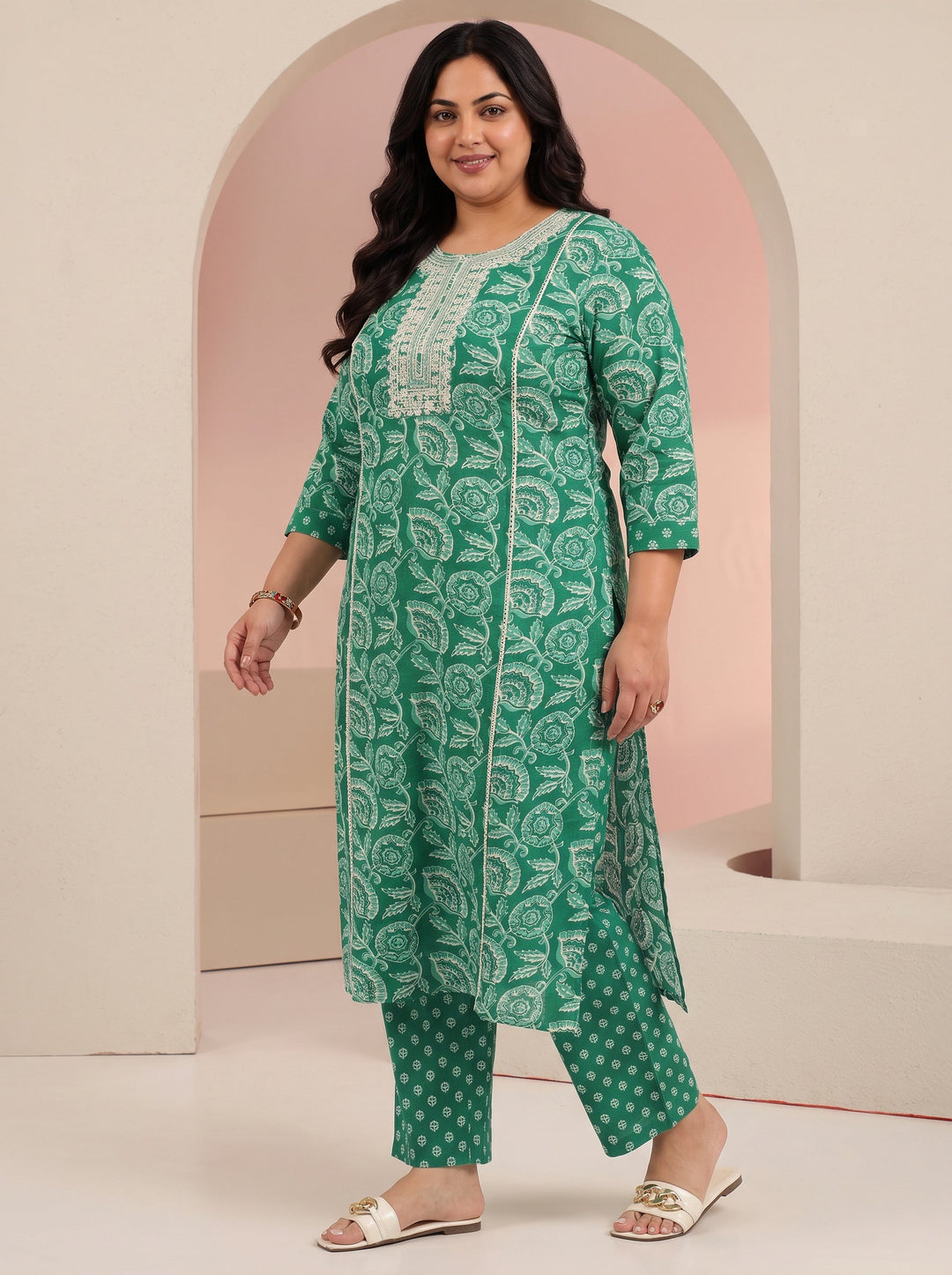  Plus Size Emerald Green Printed Cotton Straight Suit Set 