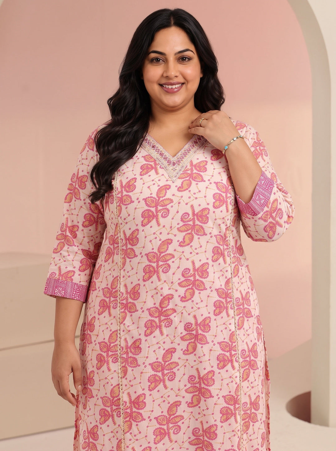  Plus Size Off White Floral Printed Cotton Straight Suit Set 