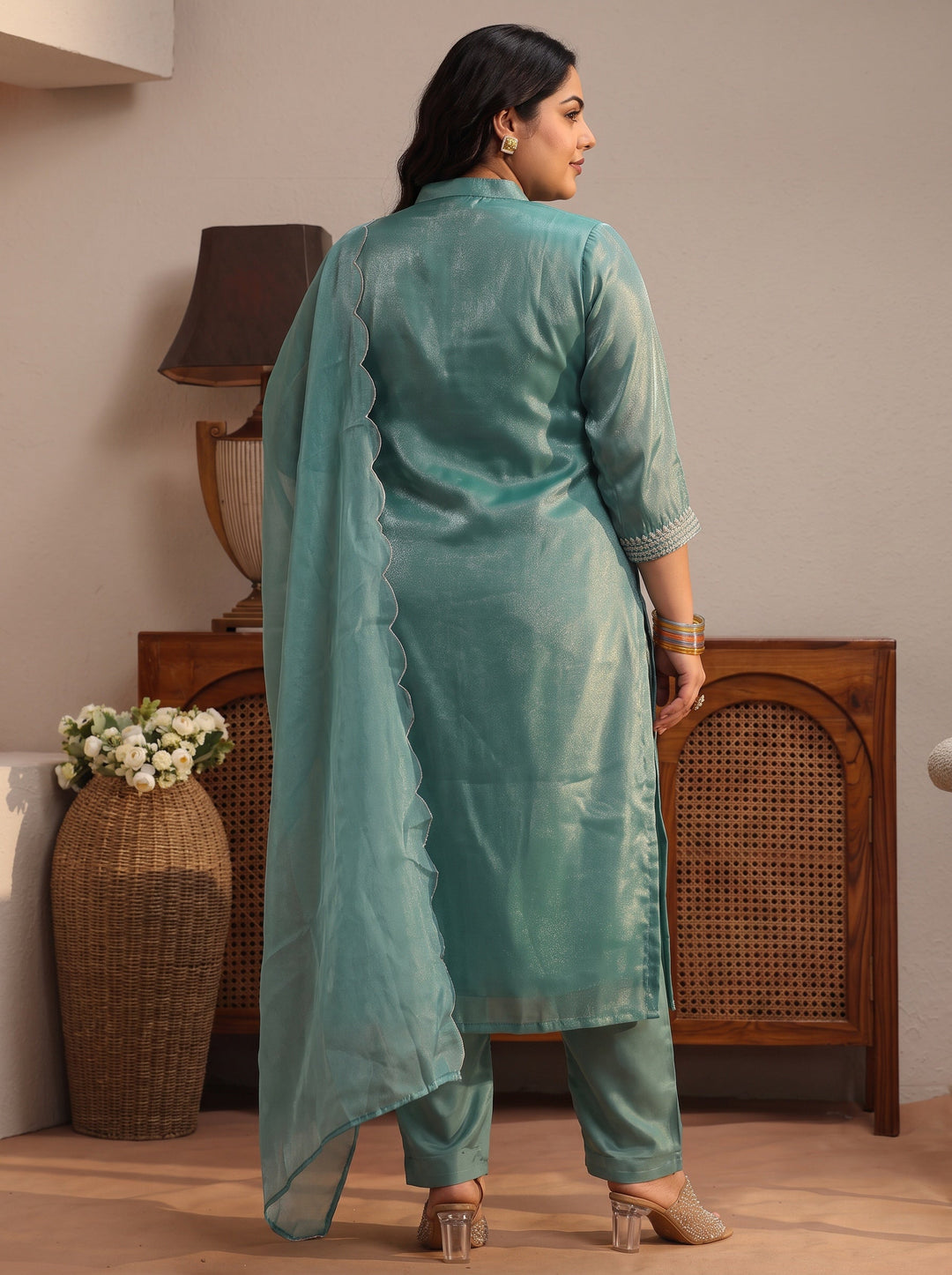  Plus Size Blue Yoke Design Tissue Straight Suit Set 