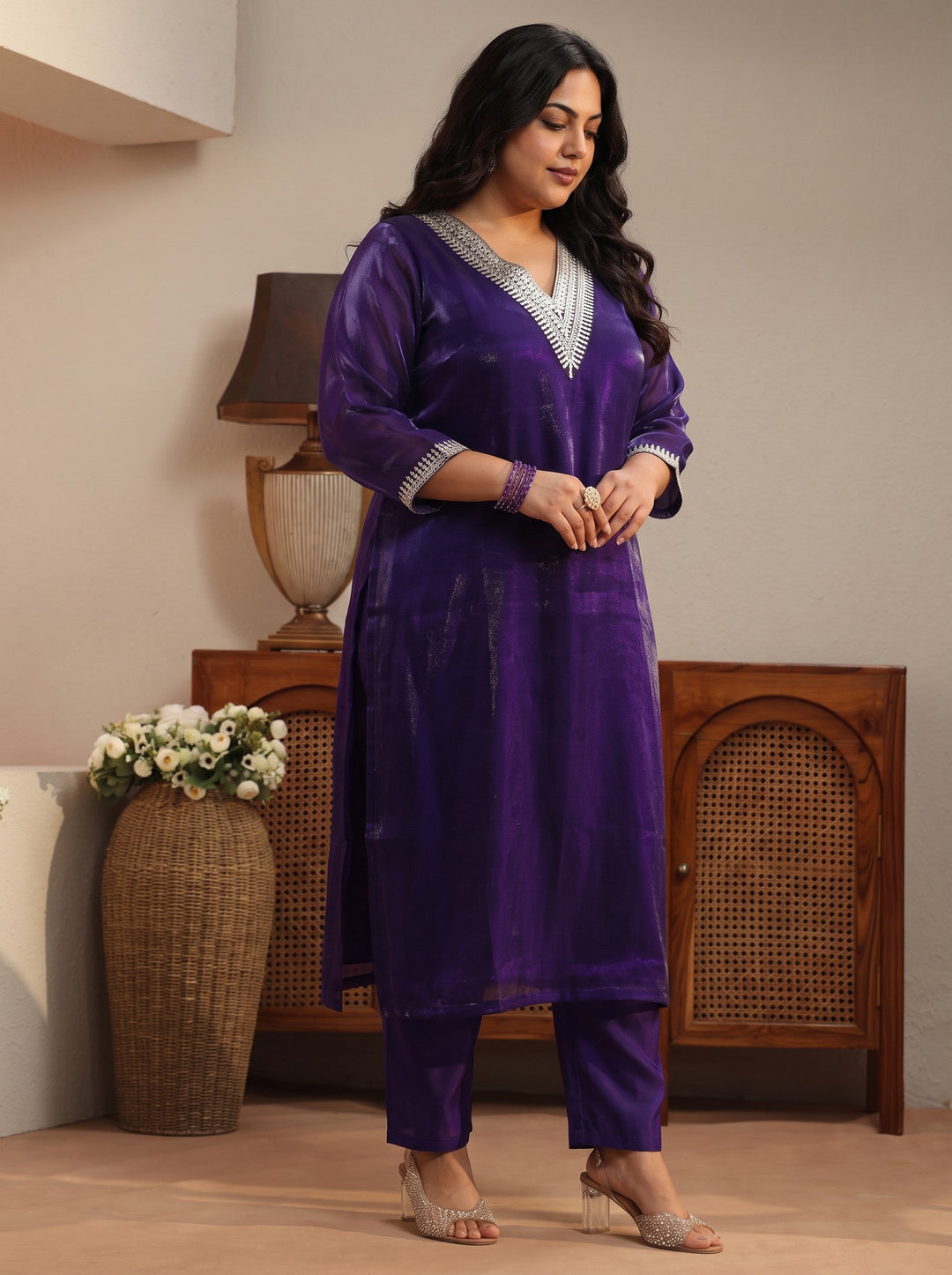  Plus Size Purple Yoke Design Tissue Straight Suit Set 