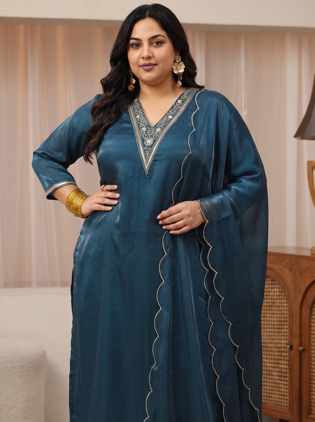  Plus Size Blue Yoke Design Tissue Straight Suit Set 