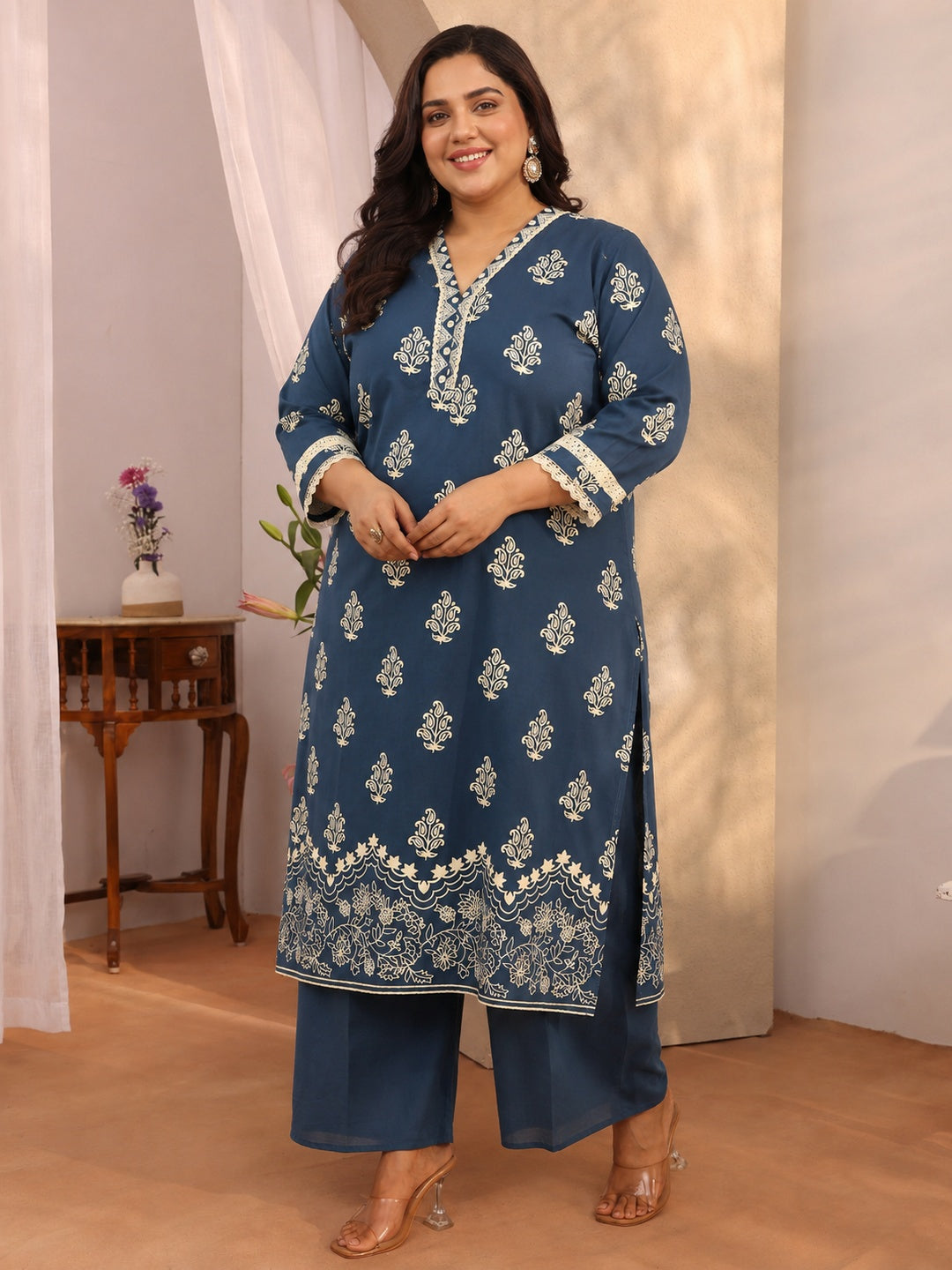  Plus Size Blue Floral Printed Cotton Blend Straight Suit Set 