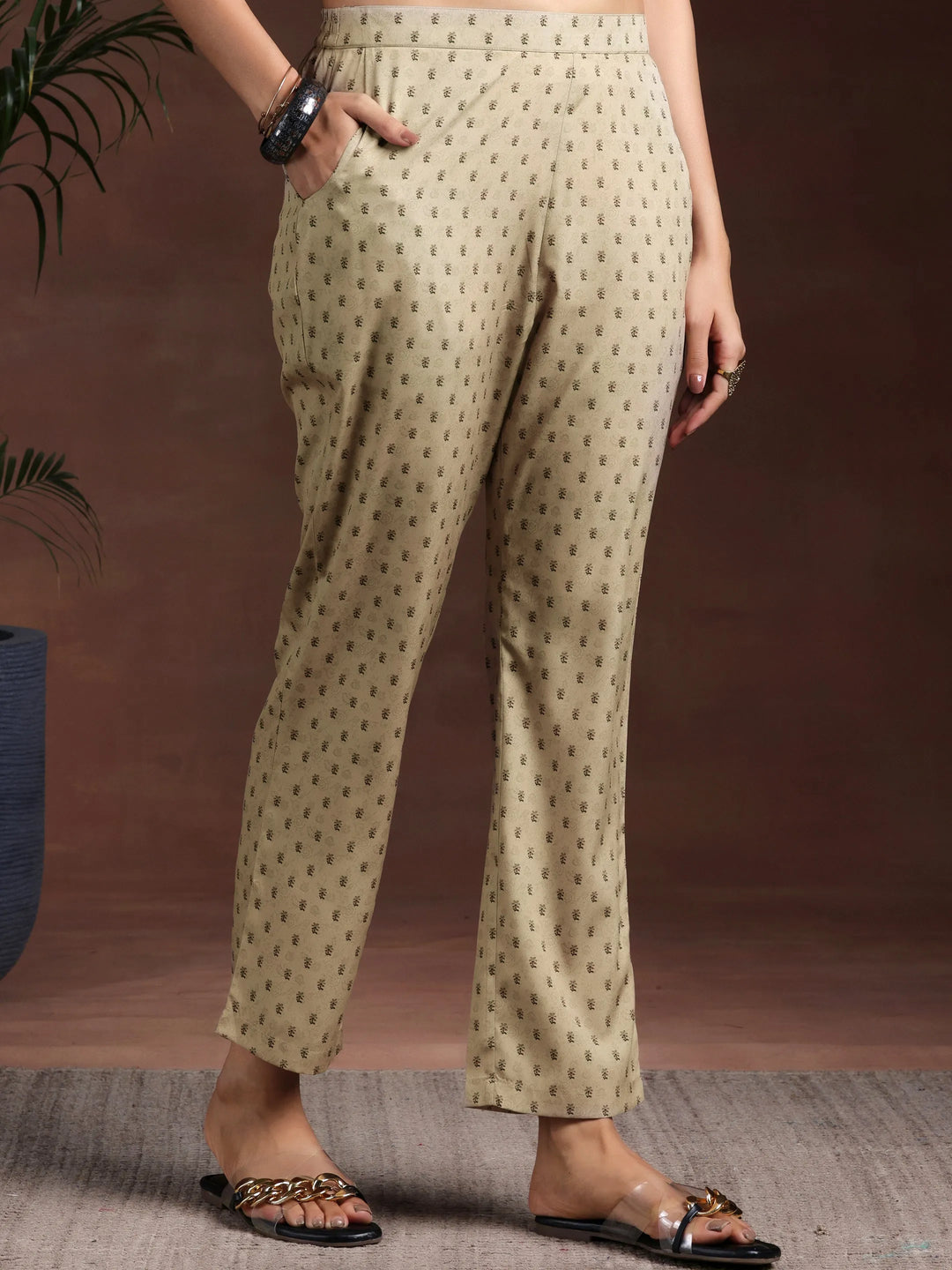  Beige Printed Poly Crepe Straight Suit With Dupatta 