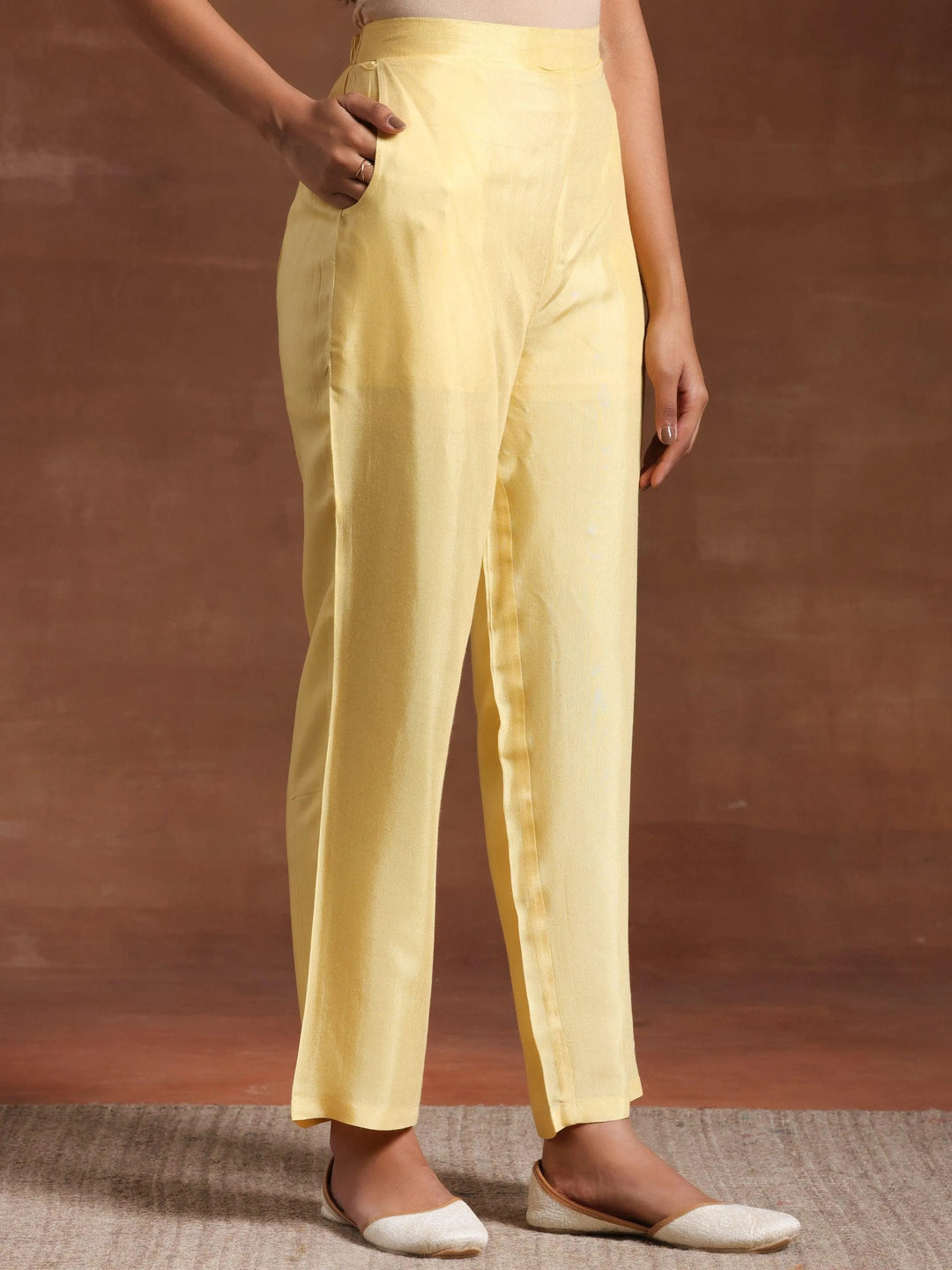  Yellow Printed Silk Blend Straight Suit With Dupatta 