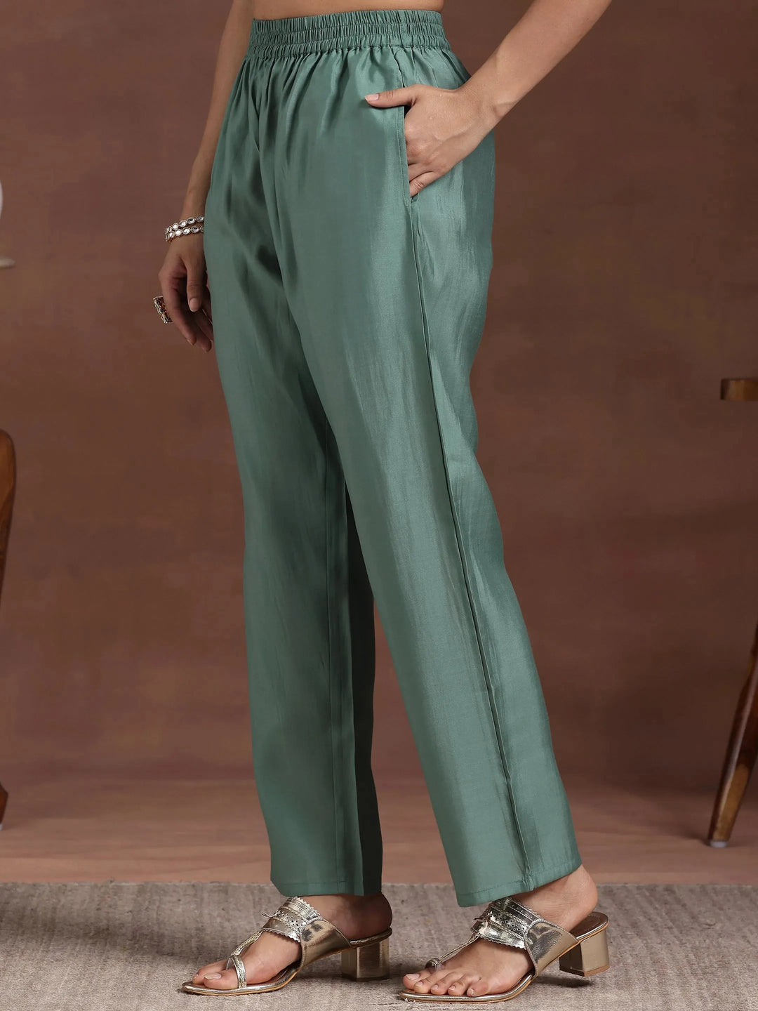  Green Embroidered Silk Blend Straight Suit With Dupatta 