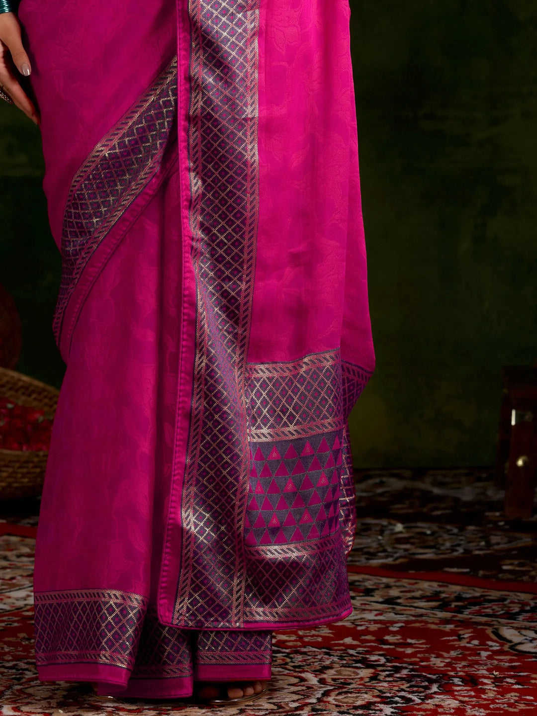  Pink Printed Silk Blend Saree With Unstitched Blouse Piece 