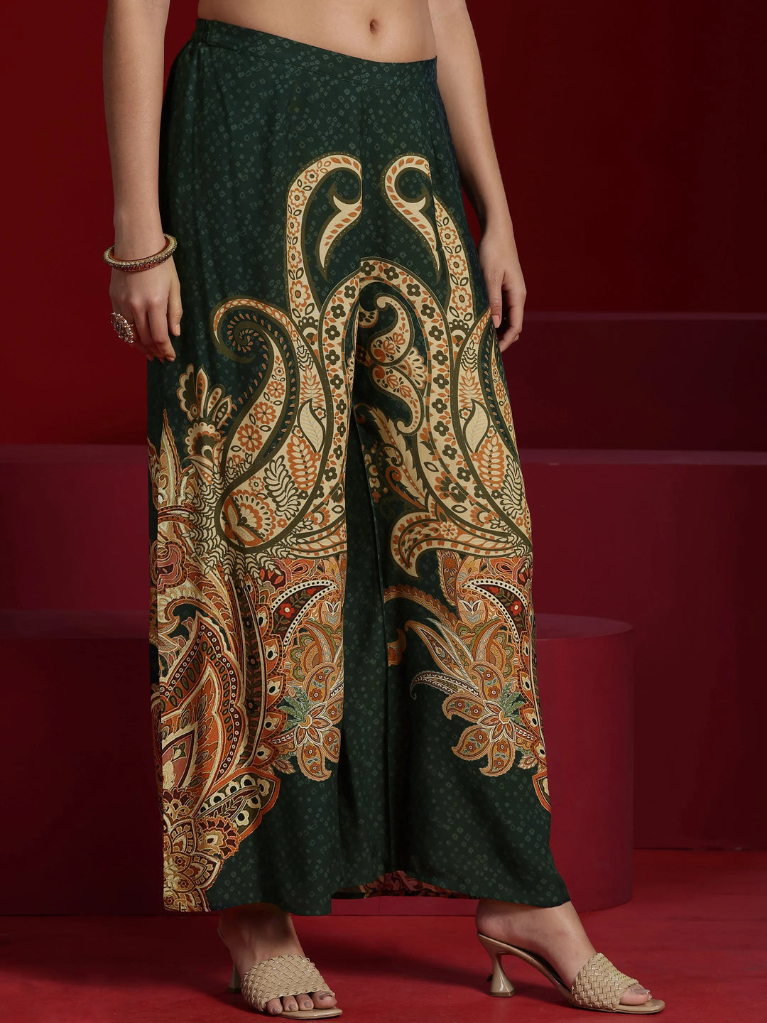  Libas Art Green Printed Silk Blend Straight Kurta With Palazzos 