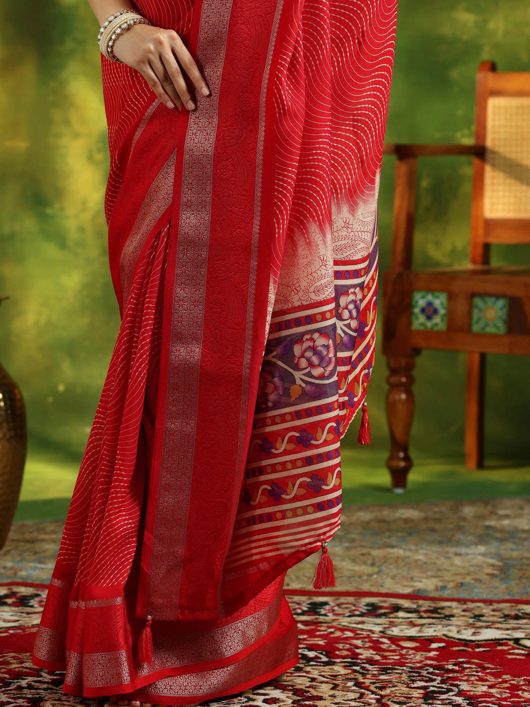 Red Printed Silk Blend Saree With Unstitched Blouse Piece - Libas 
