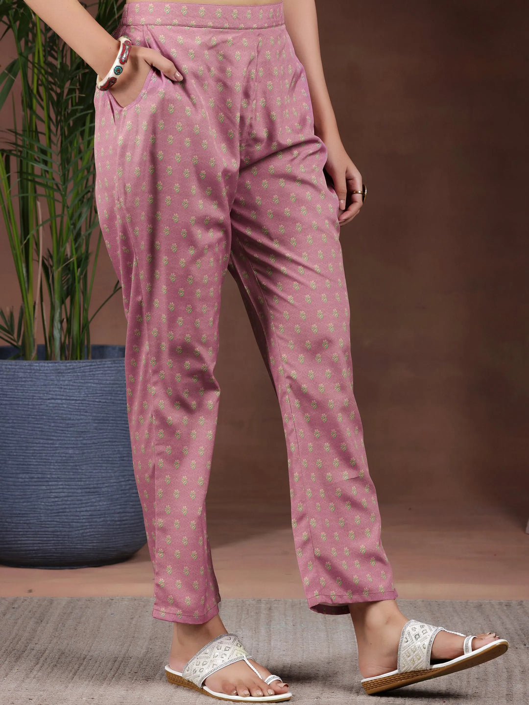  Mauve Printed Poly Crepe Straight Suit With Dupatta 