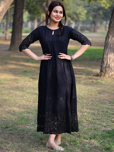 Update more than 59 girl long kurti dress image latest