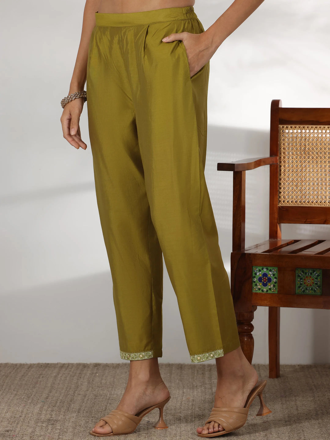  Green Printed Silk Blend Straight Suit With Dupatta 