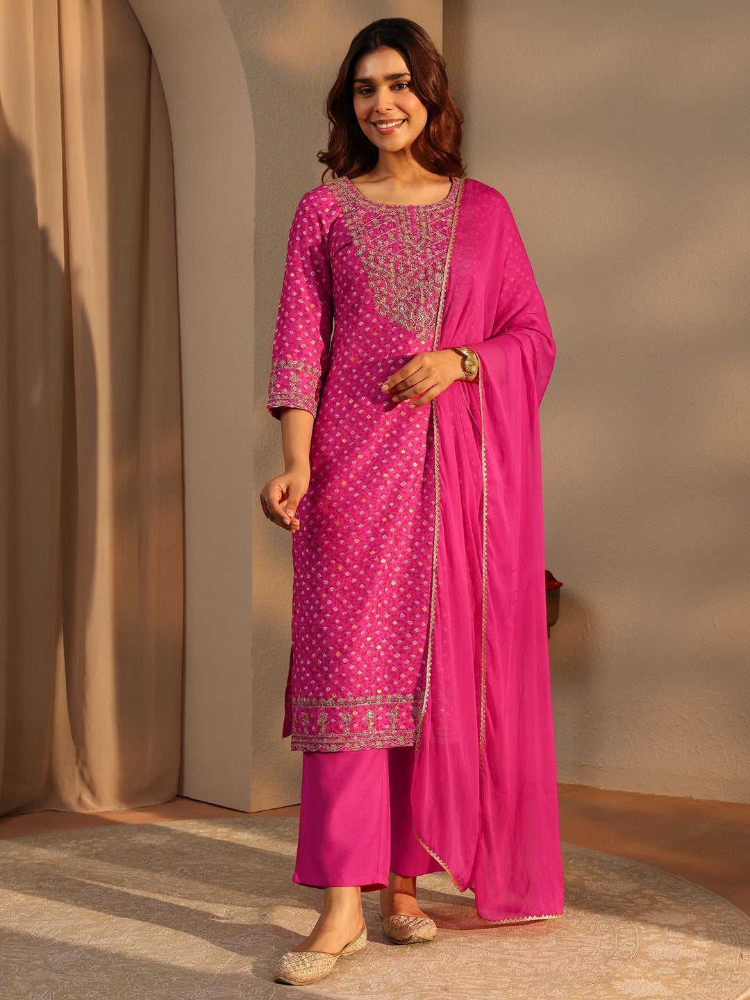  Pink Bandhani Embroidered Silk Blend Straight Suit Set With Dupatta 