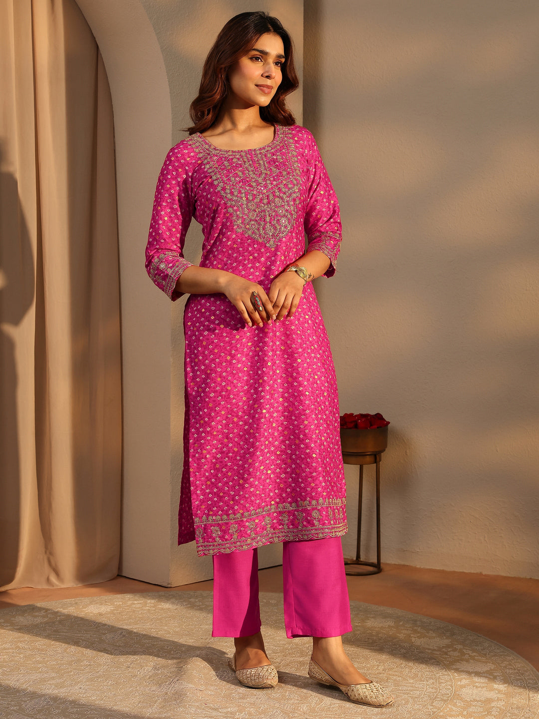  Pink Bandhani Embroidered Silk Blend Straight Suit Set With Dupatta 