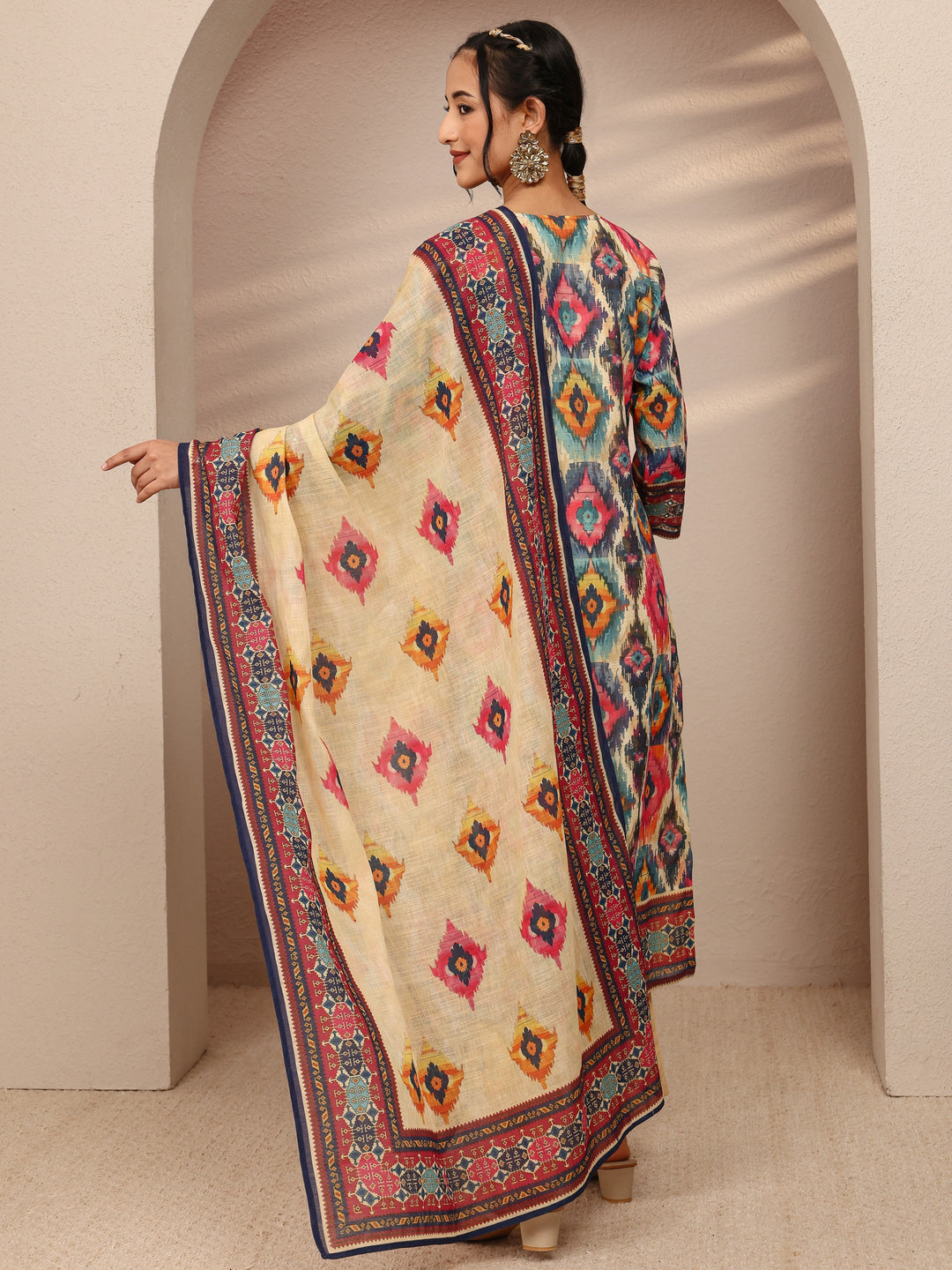  Multi Abstract Printed Cotton Blend Straight Suit Set With Dupatta 