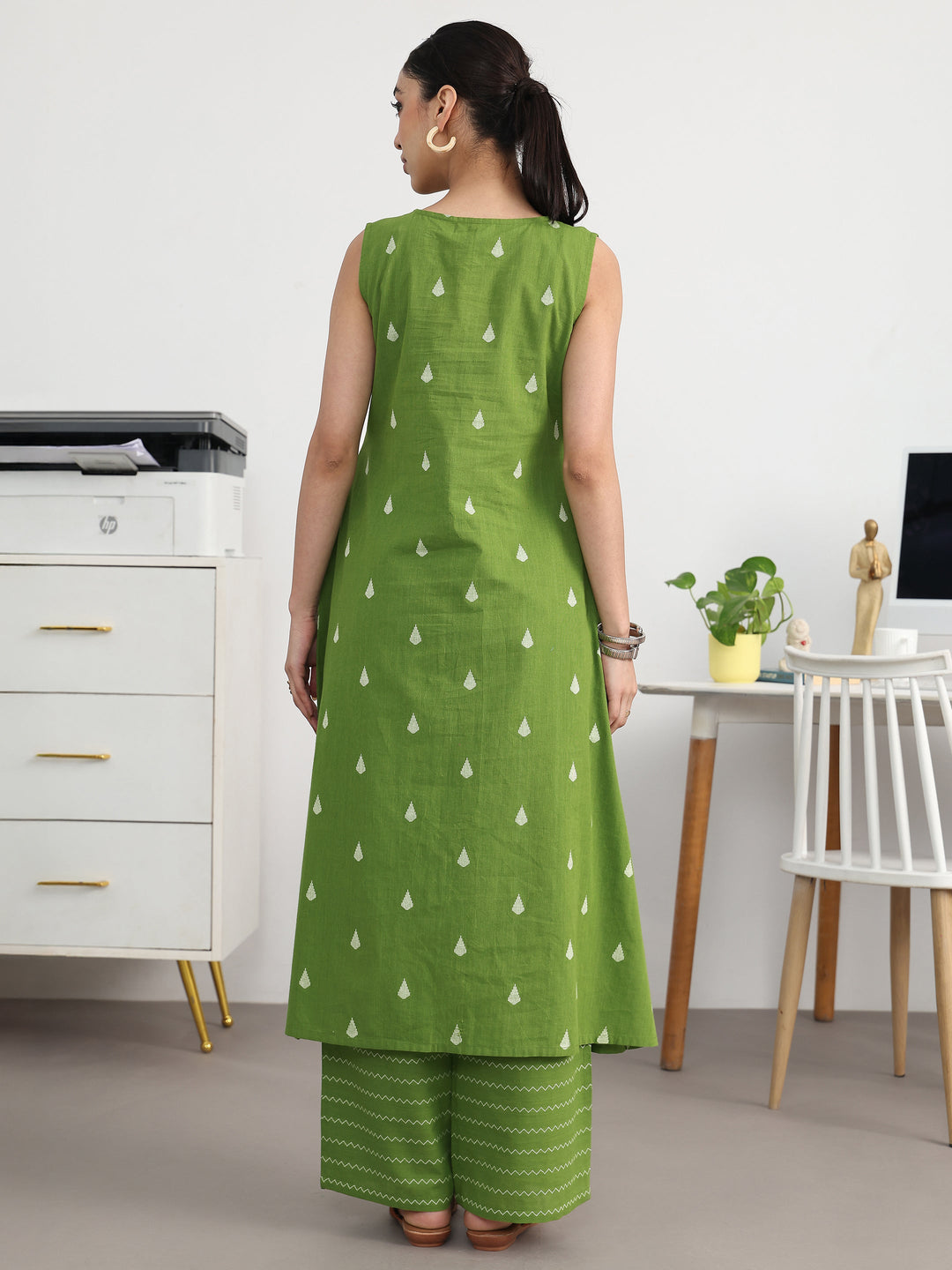  Green Floral Woven Design Cotton Blend A-Line Kurta Set 
