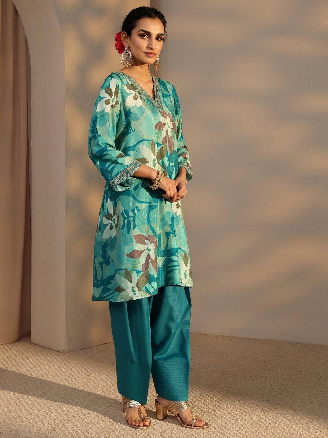  Blue Floral Printed Muslin Co-Ord Set 