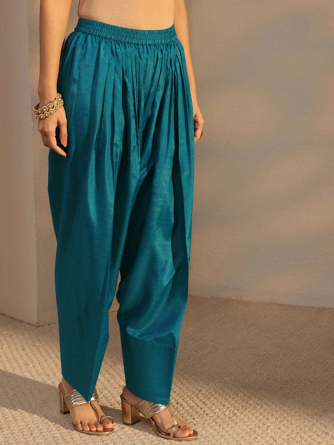  Blue Floral Printed Muslin Co-Ord Set 
