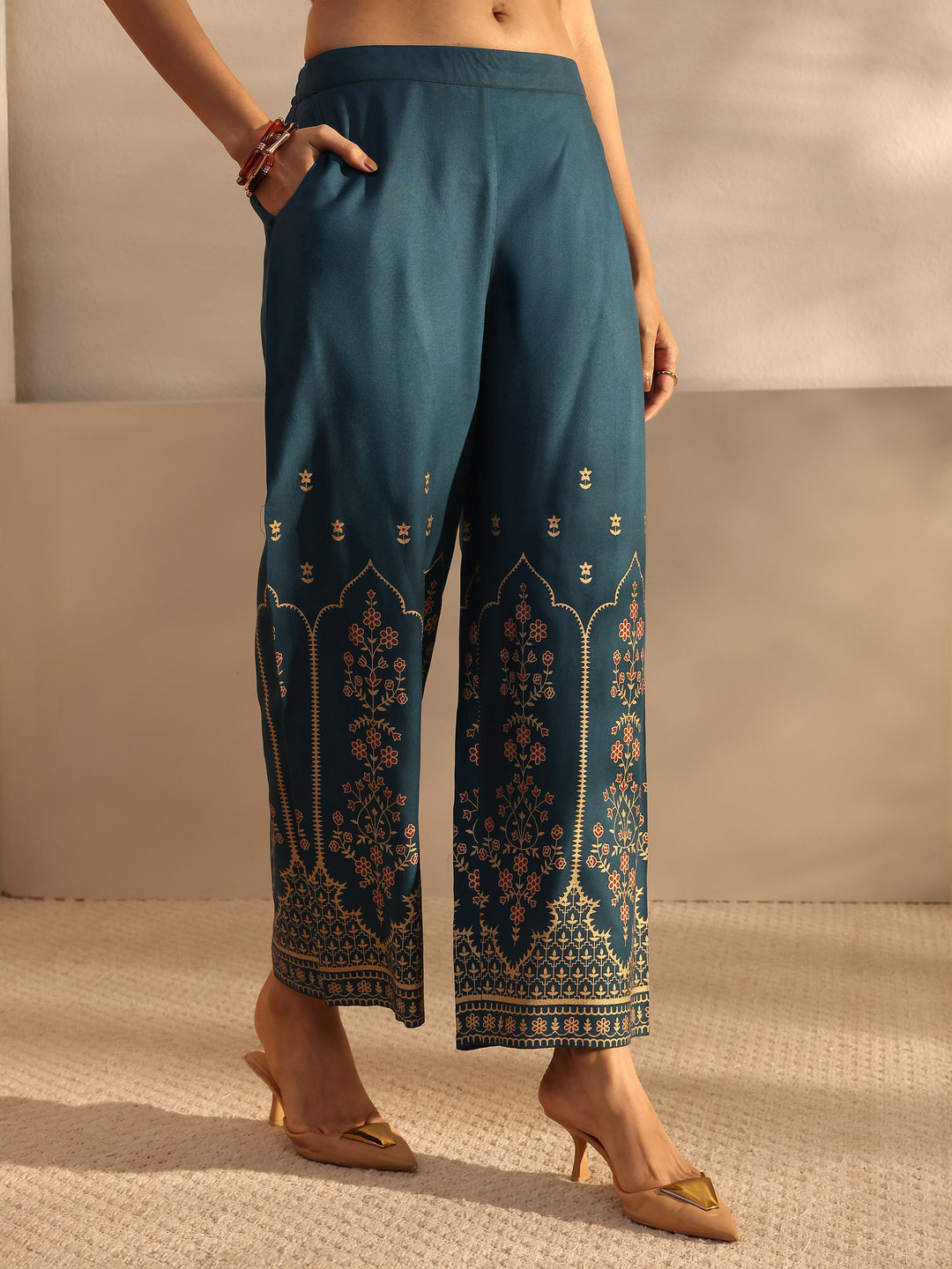  Blue Ethnic Motifs Printed Viscose Rayon Co-Ord Set 
