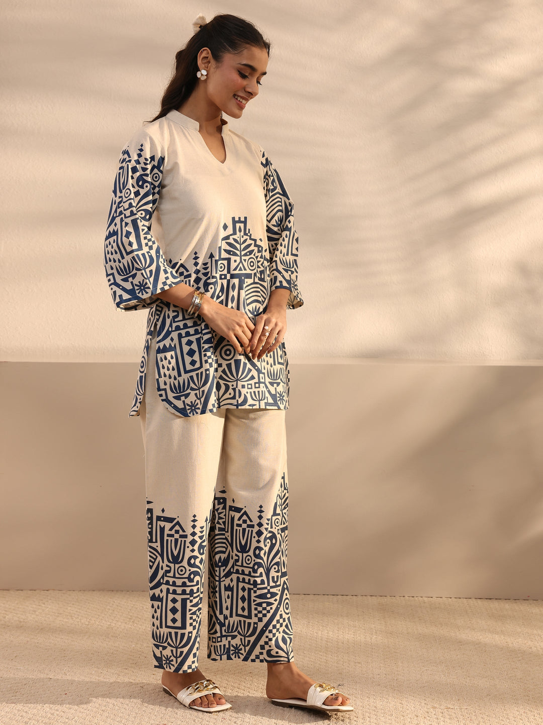  Off White Ethnic Motifs Printed Cotton Co-Ord Set 