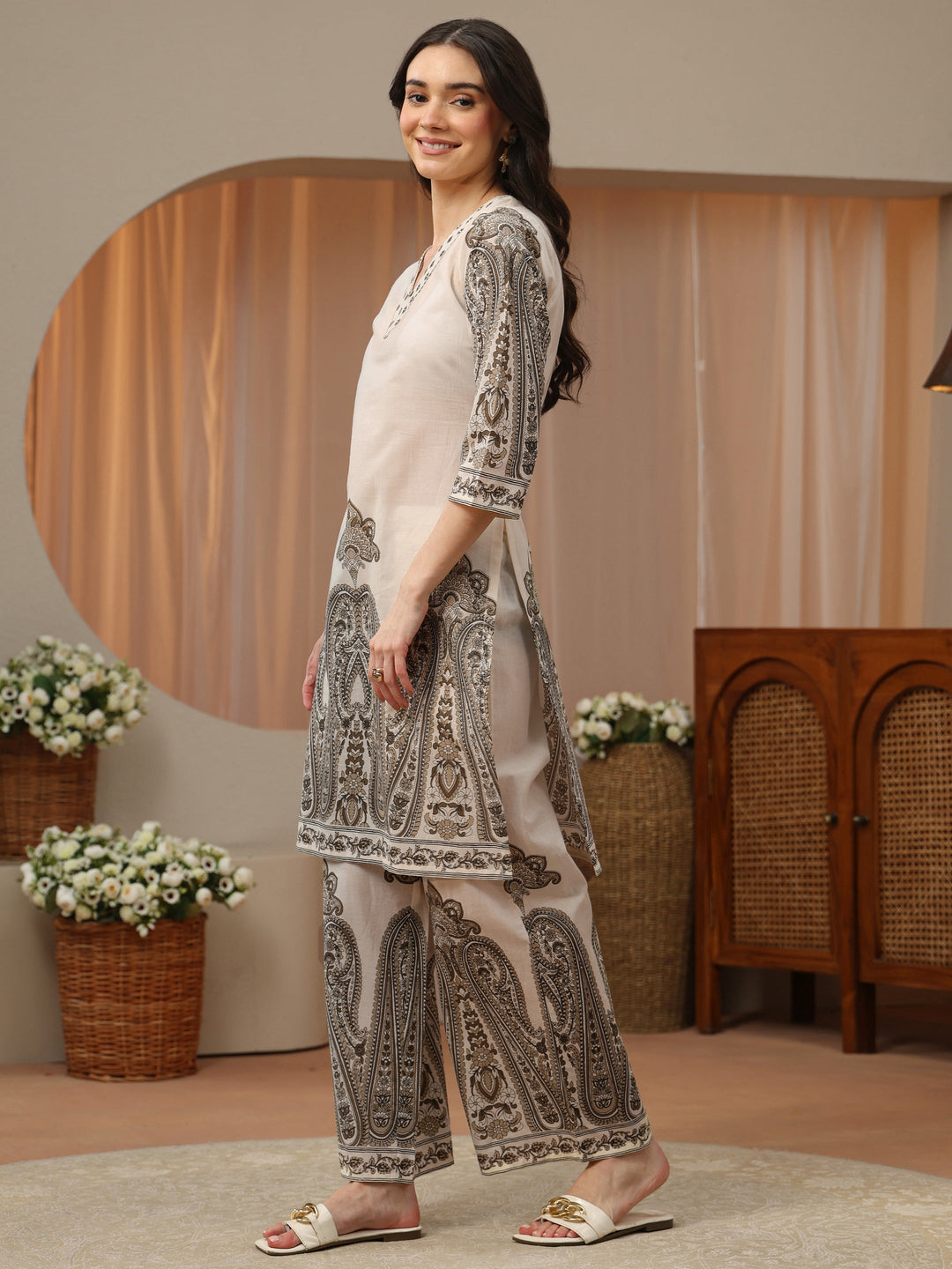  Ivory Paisley Print Cotton Co-Ord Set 