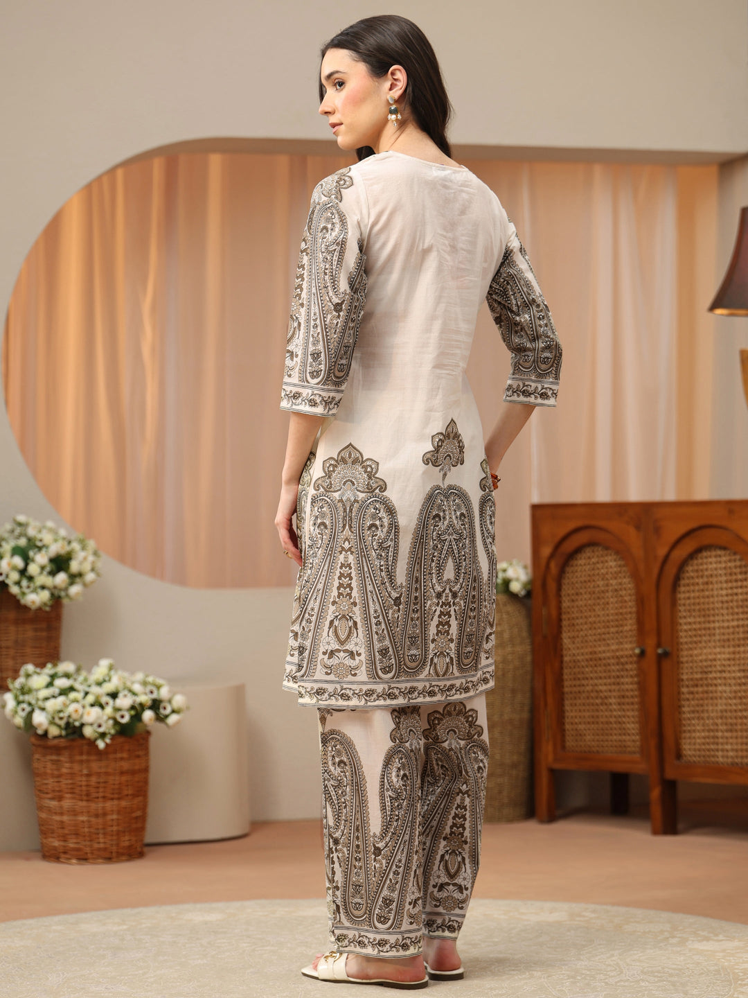  Ivory Paisley Print Cotton Co-Ord Set 