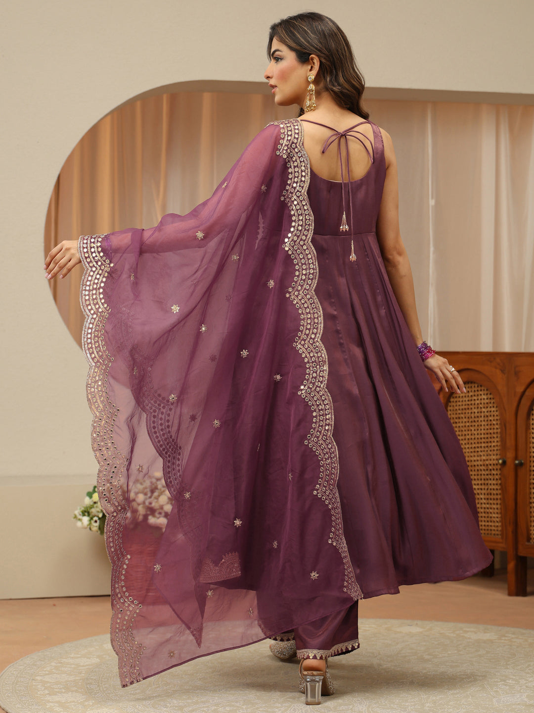  Vintage Purple Silk Blend Sleeveless Anarkali Suit Set 