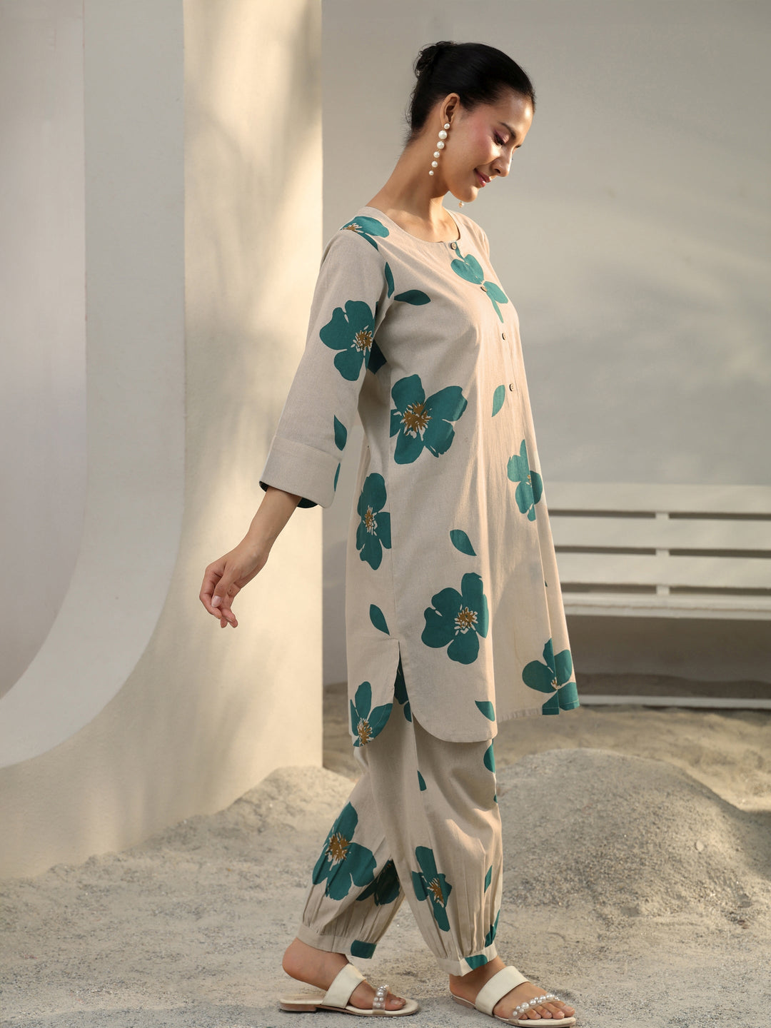  Off White Floral Printed Cotton Co-Ord Set 