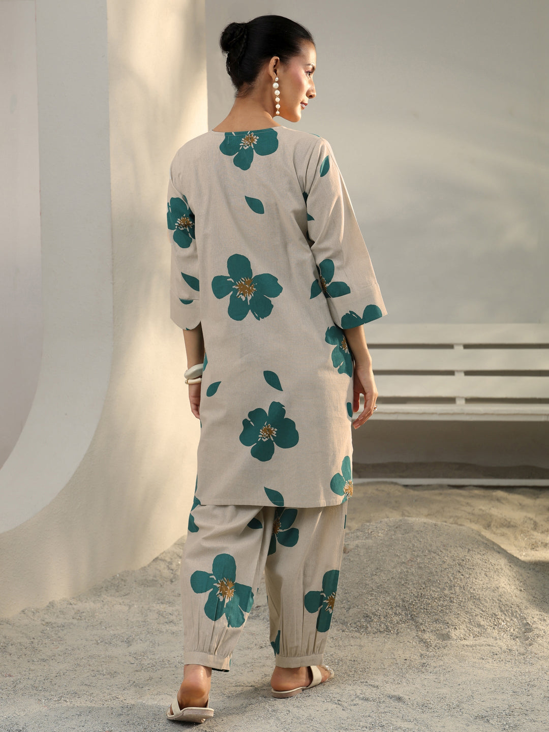  Off White Floral Printed Cotton Co-Ord Set 