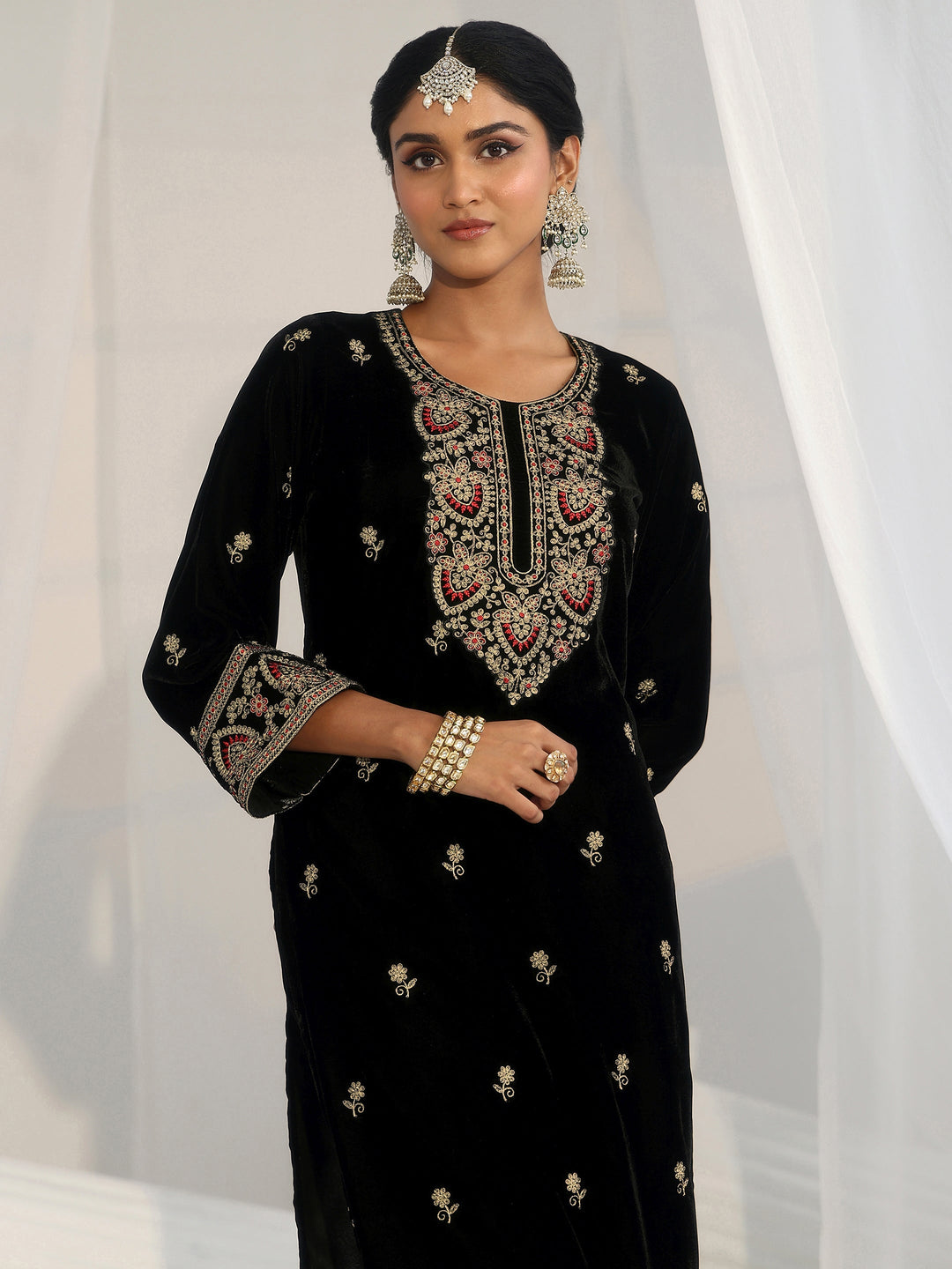  Libas Black Ethnic Embroidered Velvet Straight Suit Set 