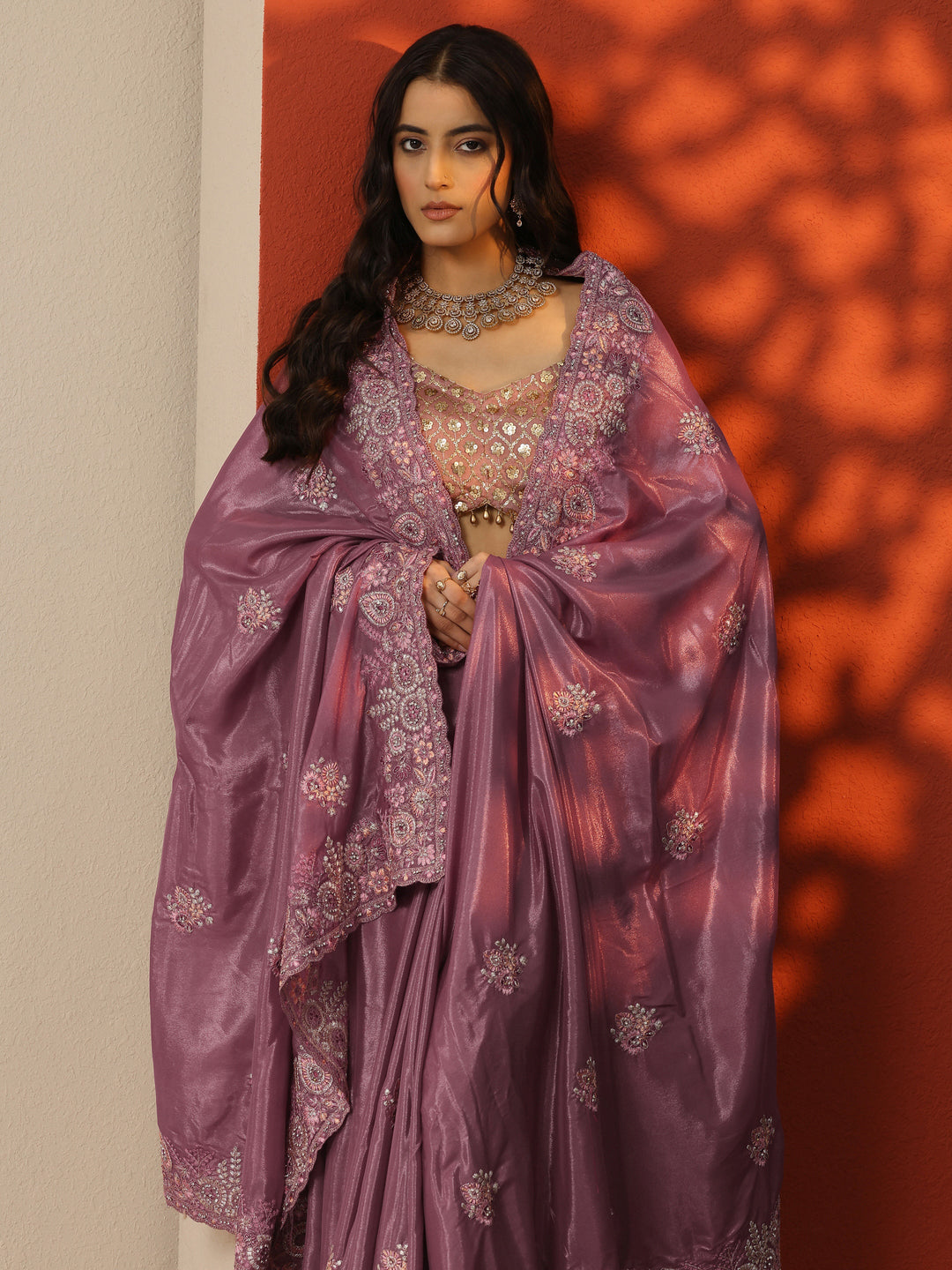 Pink Embroidered Crepe Saree With Unstitched Blouse Piece