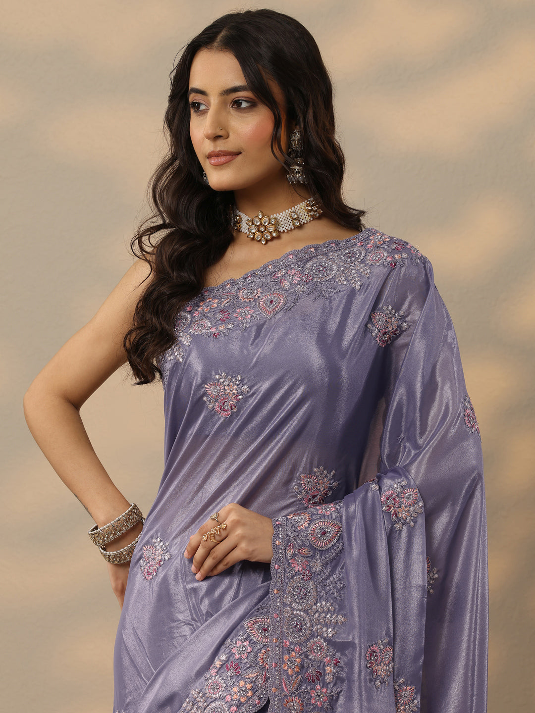  Lavender Embroidered Crepe Saree With Unstitched Blouse Piece 