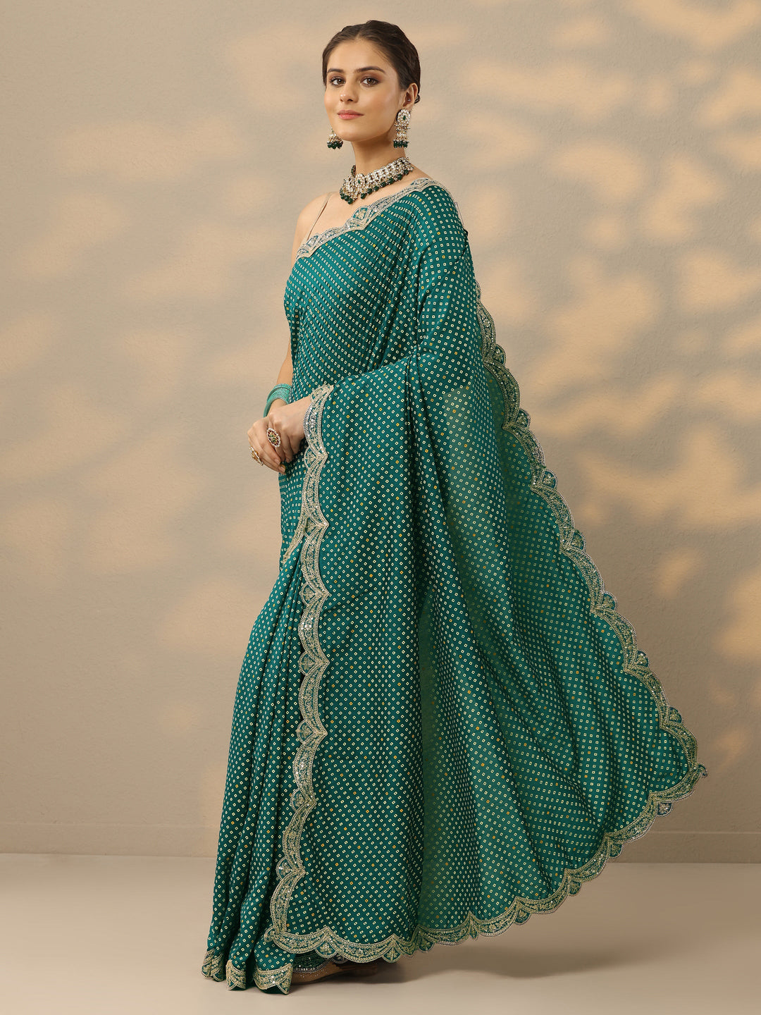  Green Bandhani  Printed Silk Blend Saree With Unstitched Blouse Piece 