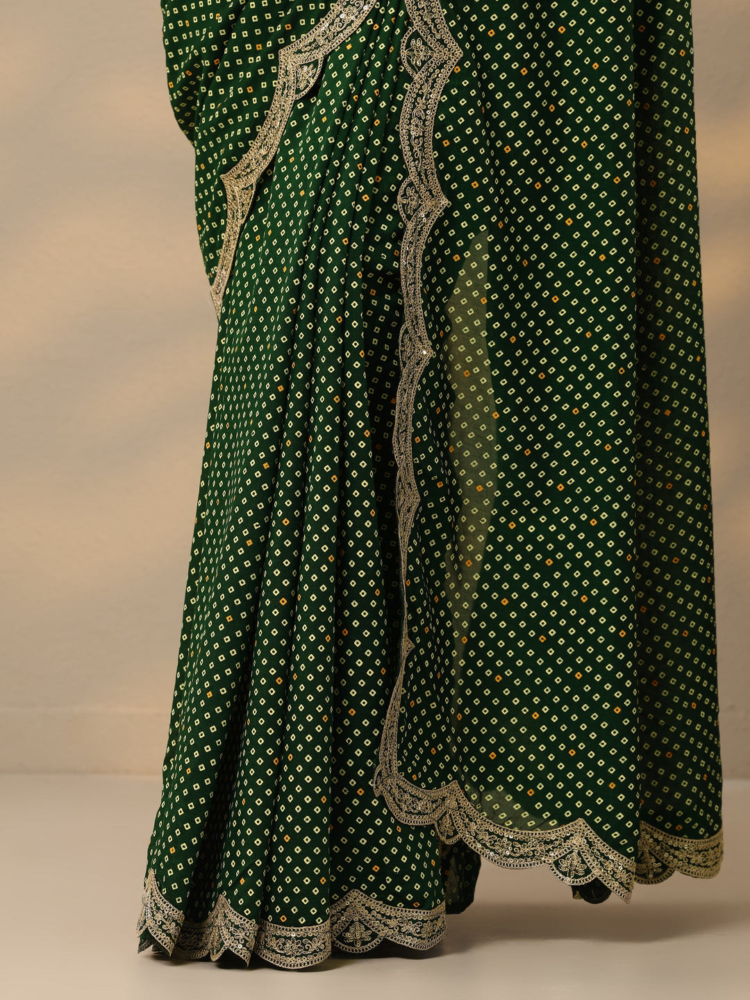  Green Bandhani  Printed Silk Blend Saree With Unstitched Blouse Piece 