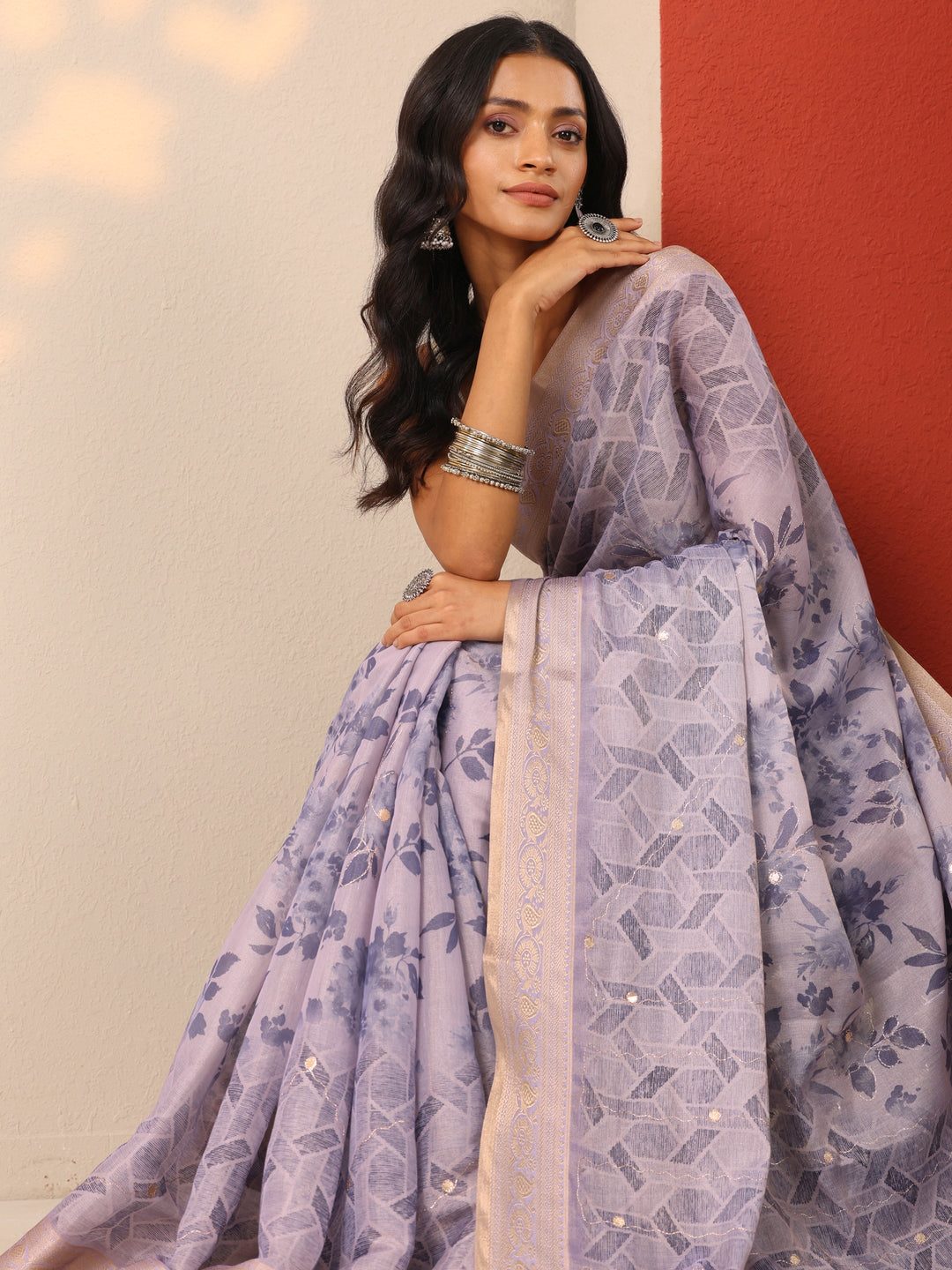  Lavender Printed Silk blend Saree With Unstitched Blouse Piece 