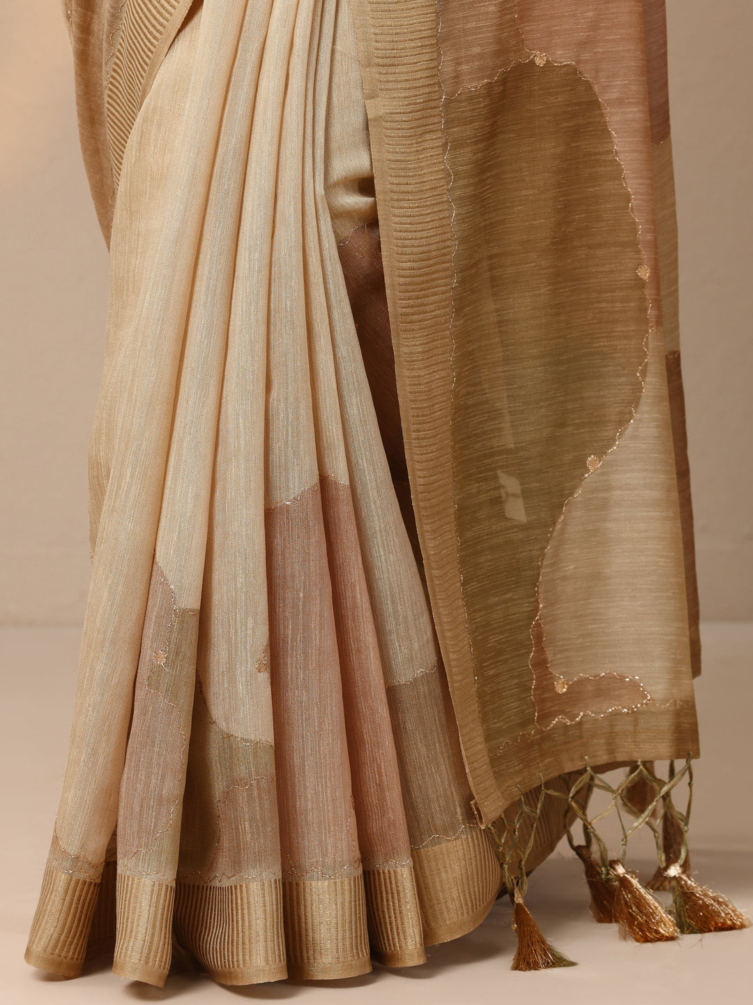  Beige  Woven Design Silk blend Saree With Unstitched Blouse Piece 