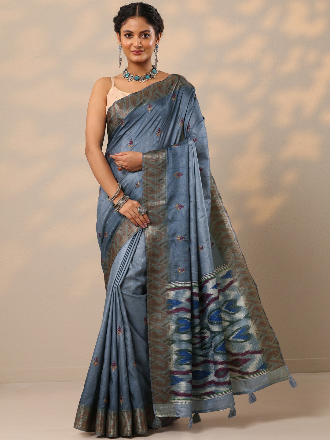  Grey Ikat Woven Design Silk Blend Saree With Unstitched Blouse Piece 