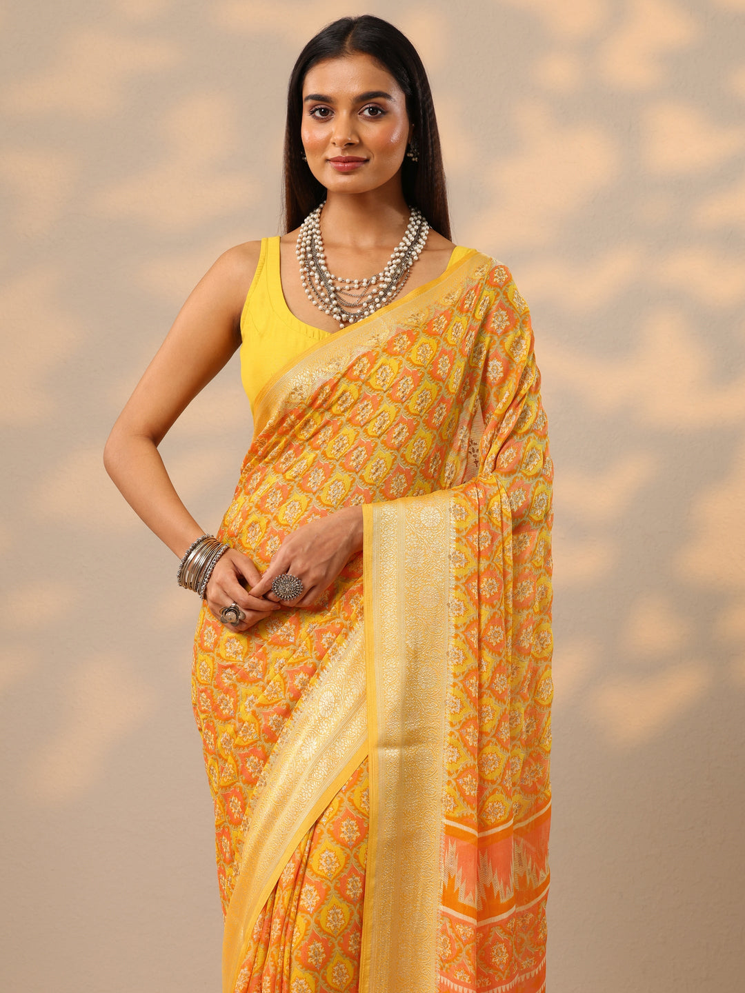  Yellow Printed Georgette Saree With Unstitched Blouse Piece 