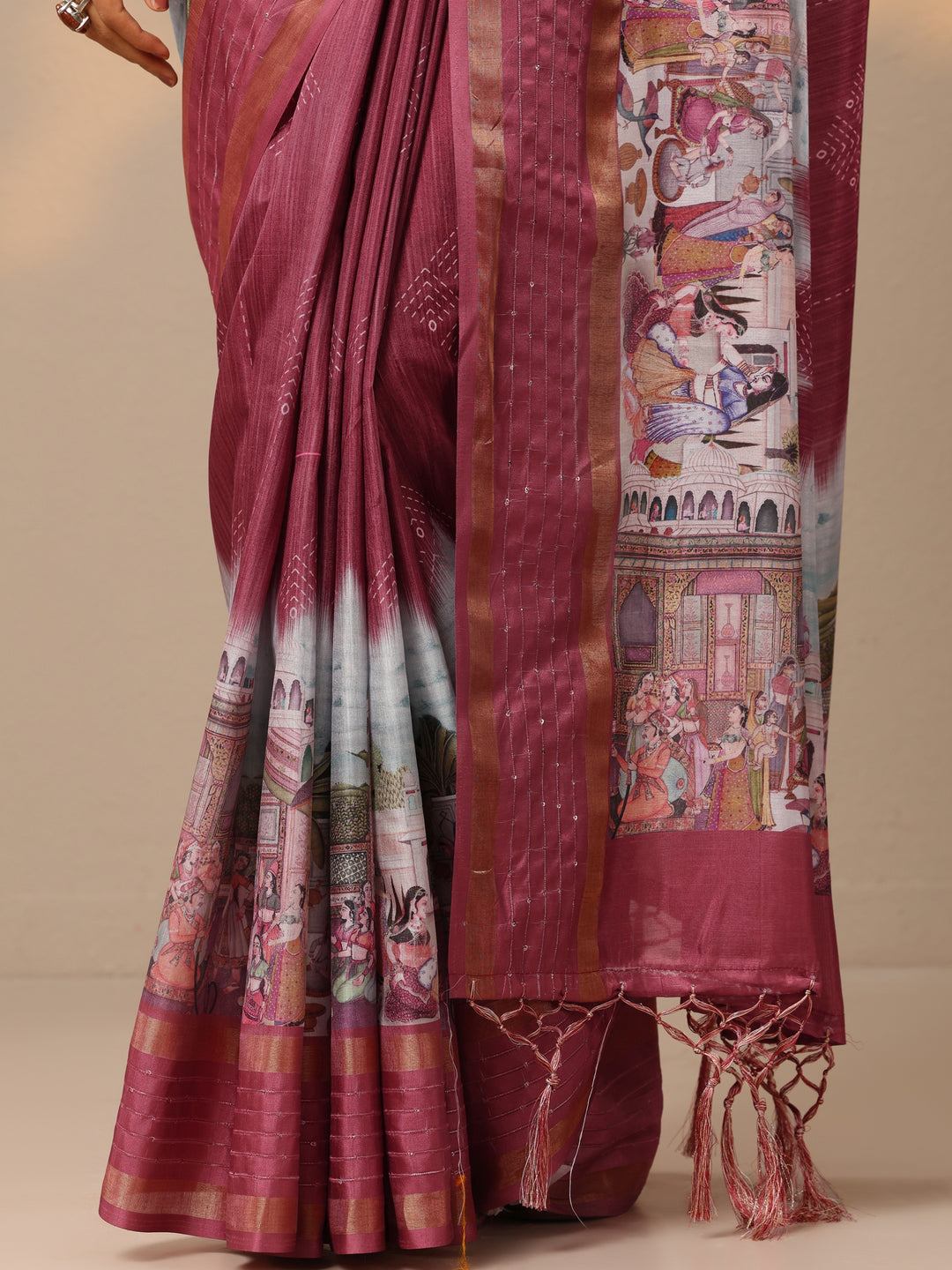  Coral Printed Silk blend Saree With Unstitched Blouse Piece 