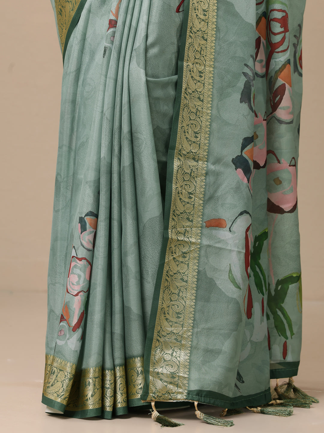  Green Printed Crepe Saree With Unstitched Blouse Piece 