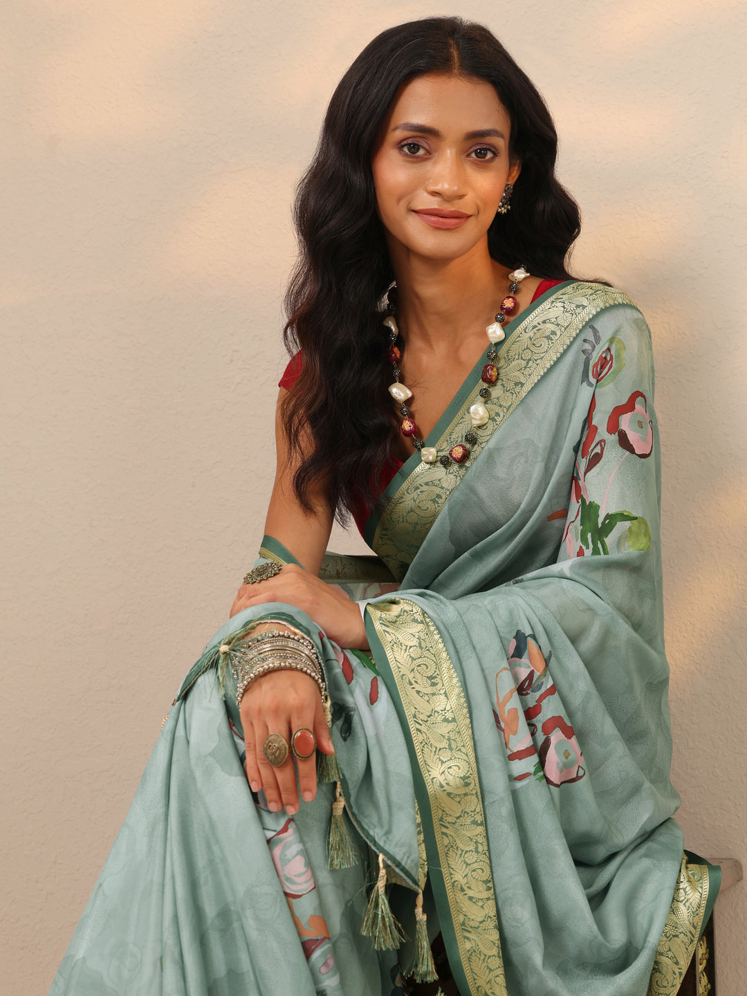 Green Printed Crepe Saree With Unstitched Blouse Piece