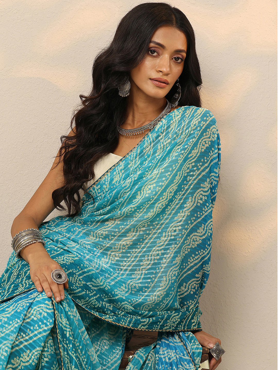 libas Teal Bandhani Printed Chiffon Saree With Unstitched Blouse Piece-picture-12
