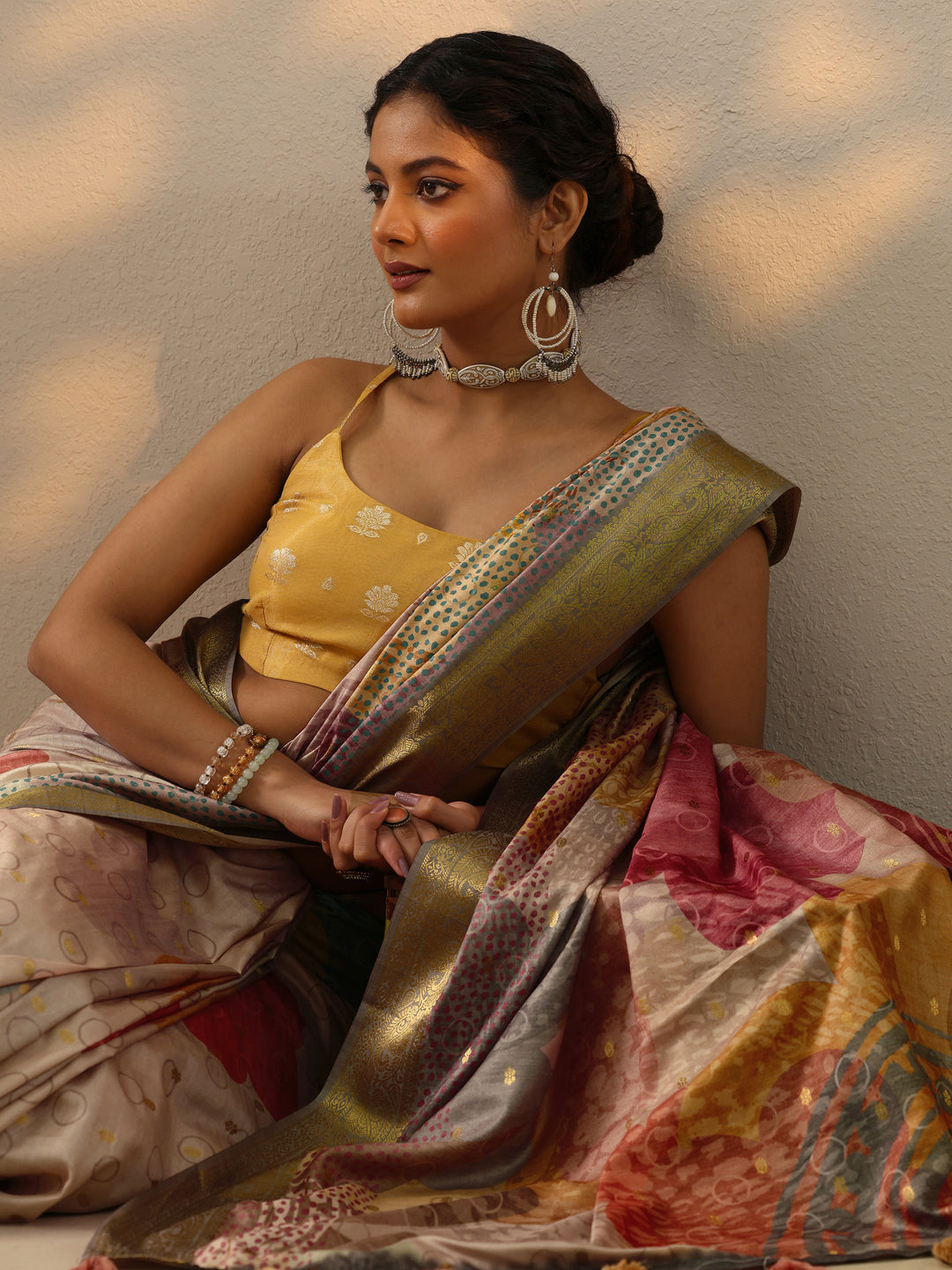  Beige Printed Silk blend Saree With Unstitched Blouse Piece 