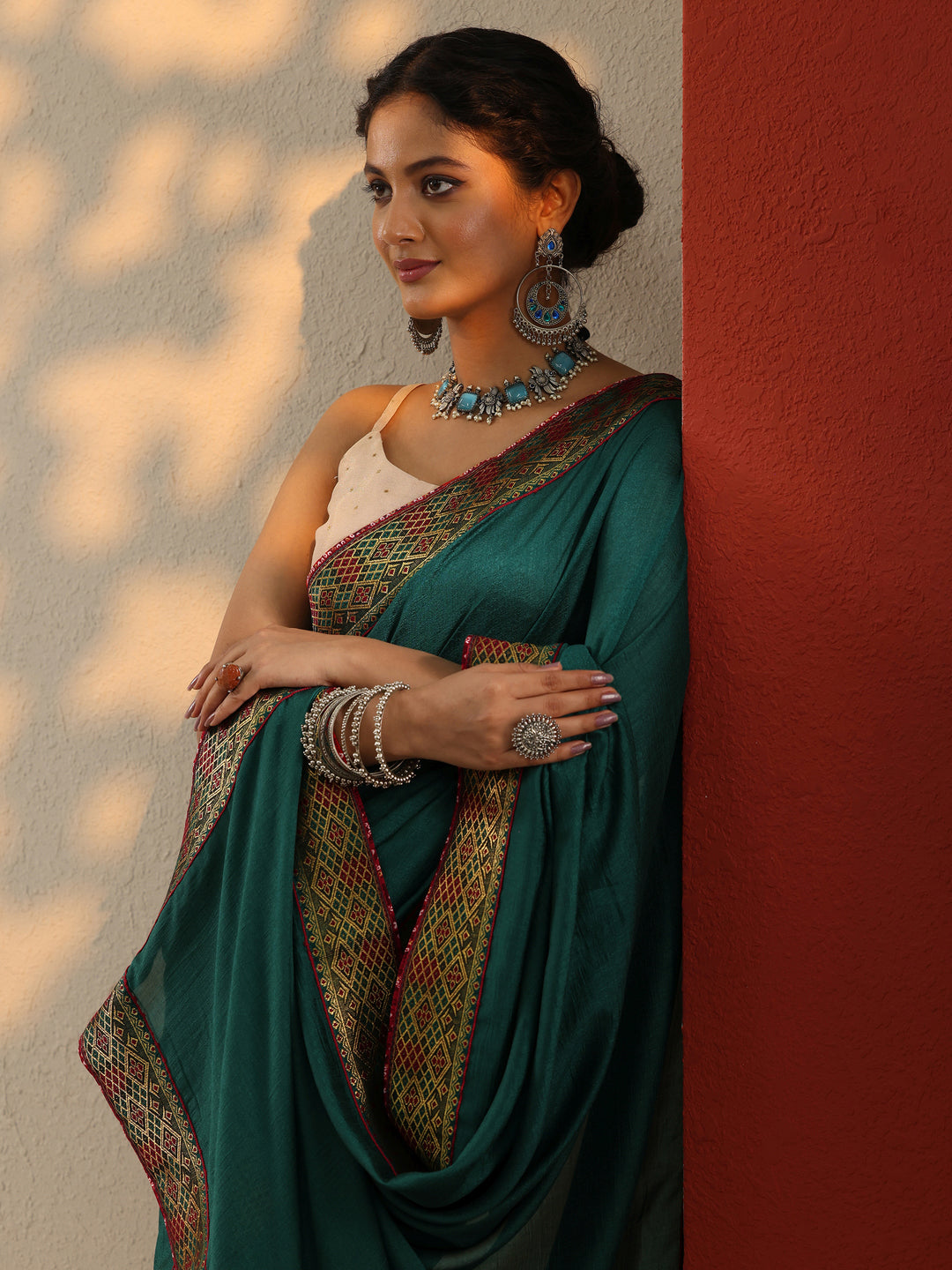  Teal Solid Silk blend Saree With Unstitched Blouse Piece 