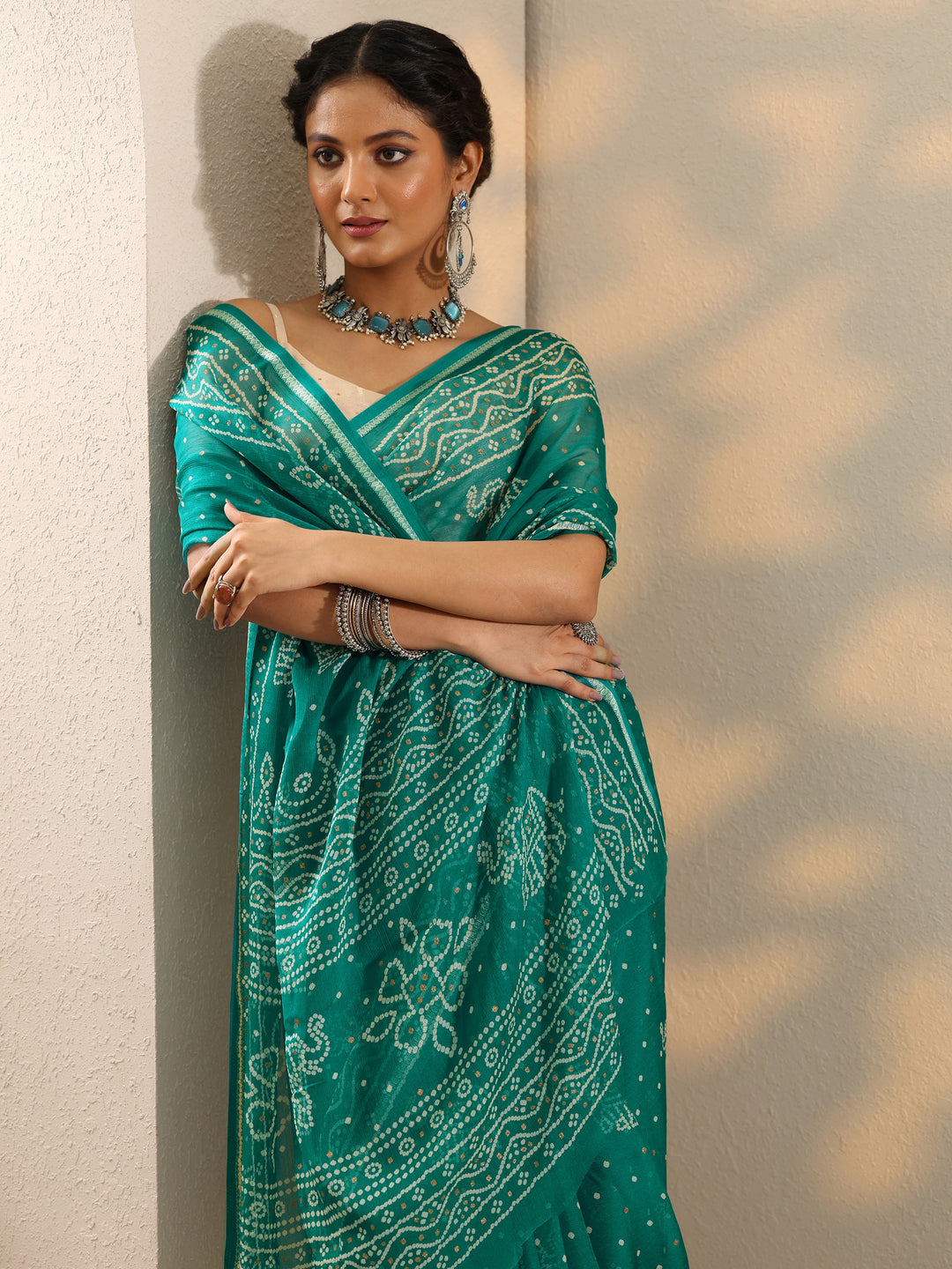  Teal Bandhani Printed Chiffon Saree With Unstitched Blouse Piece 