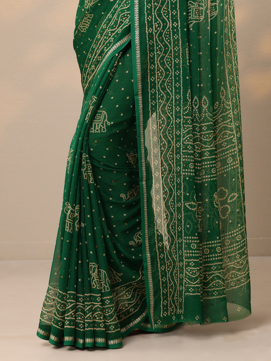  Green Bandhani Printed Chiffon Saree With Unstitched Blouse Piece 