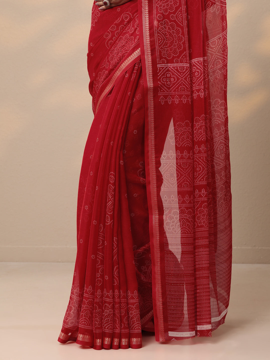  Red Bandhani Printed Chiffon Saree With Unstitched Blouse Piece 